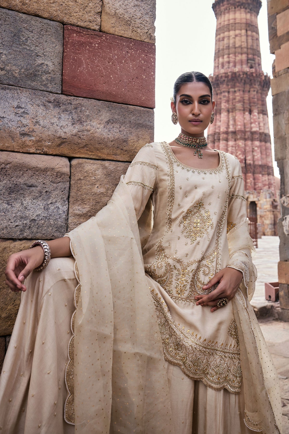 Alaya Sharara Set