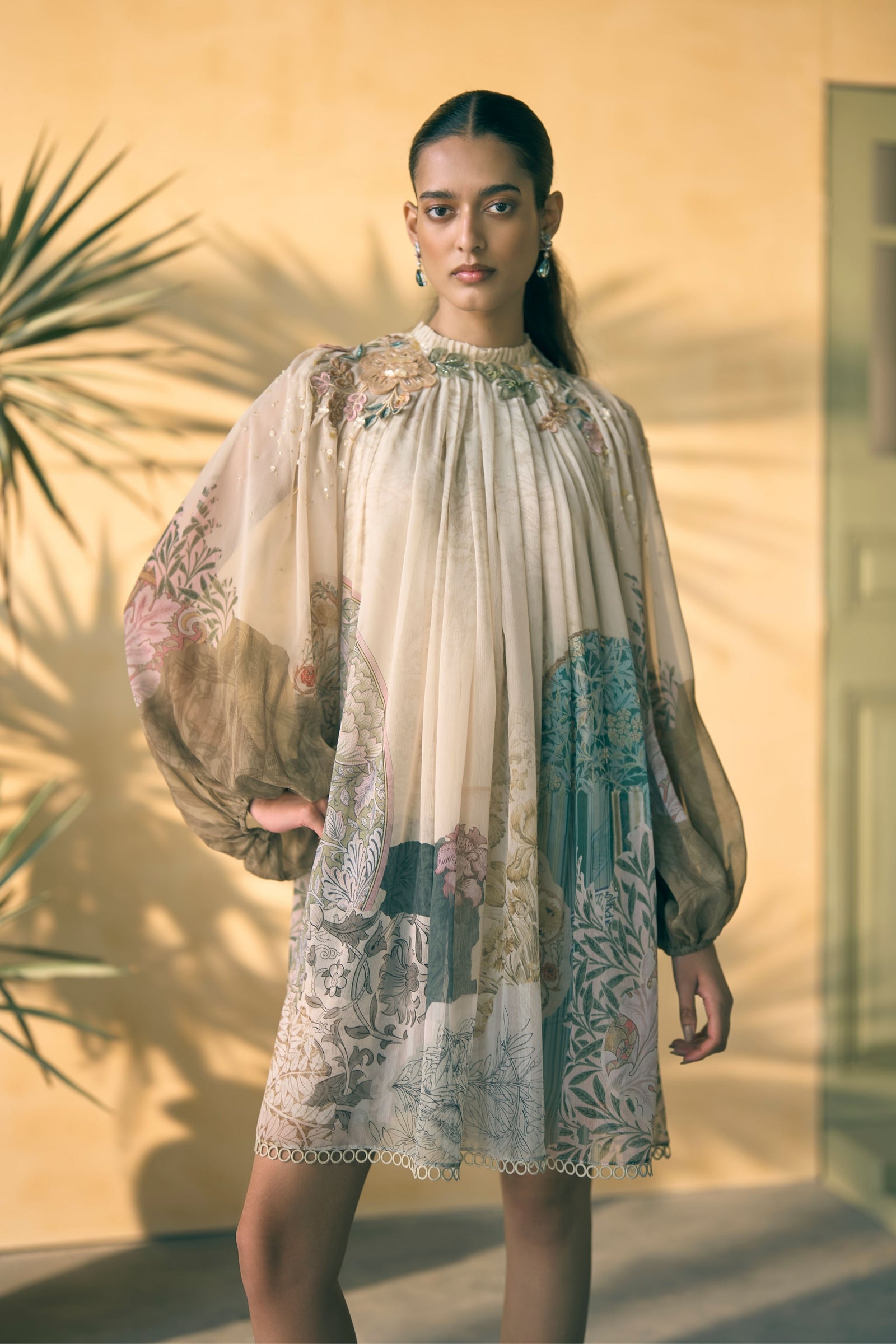 pankaj & nidhi long-sleeve maxi dress Porto Herbarium Pleated Maxi Dress