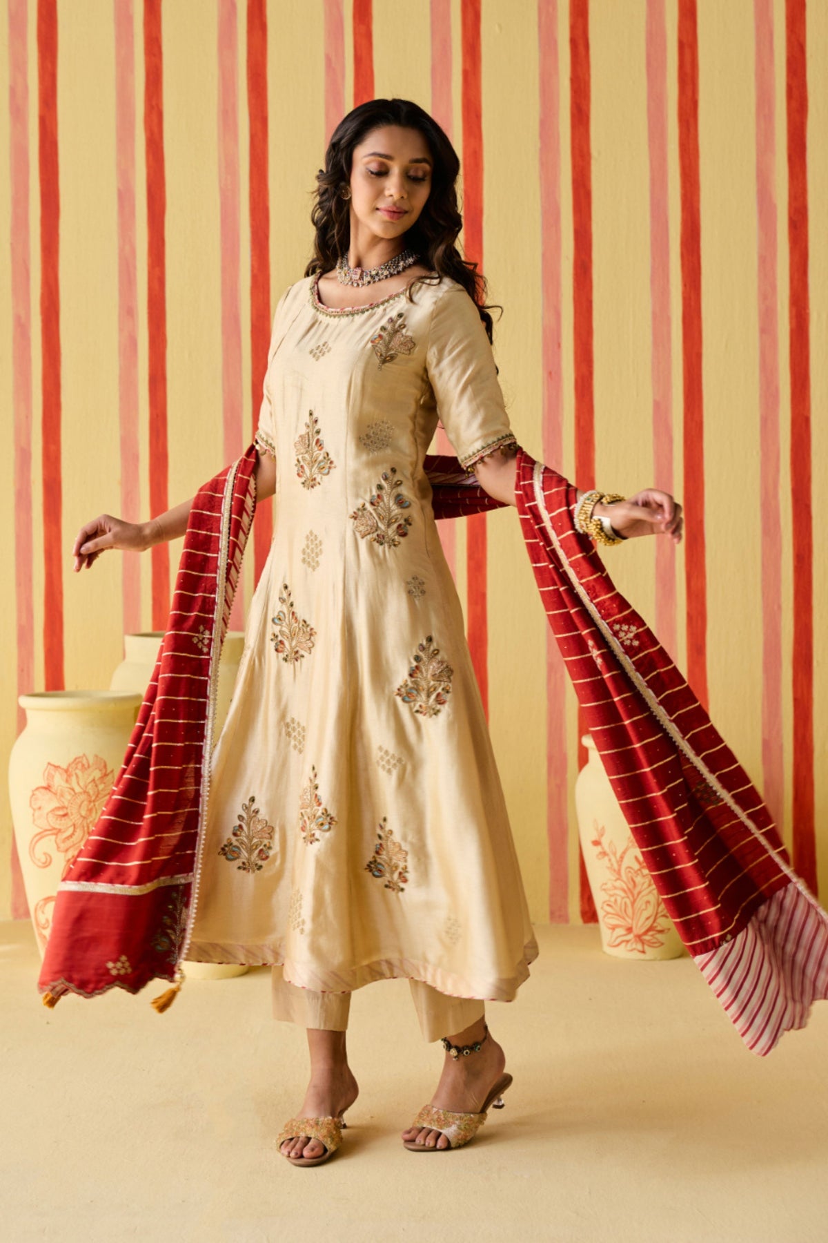 Anika Tussar Kurta Set