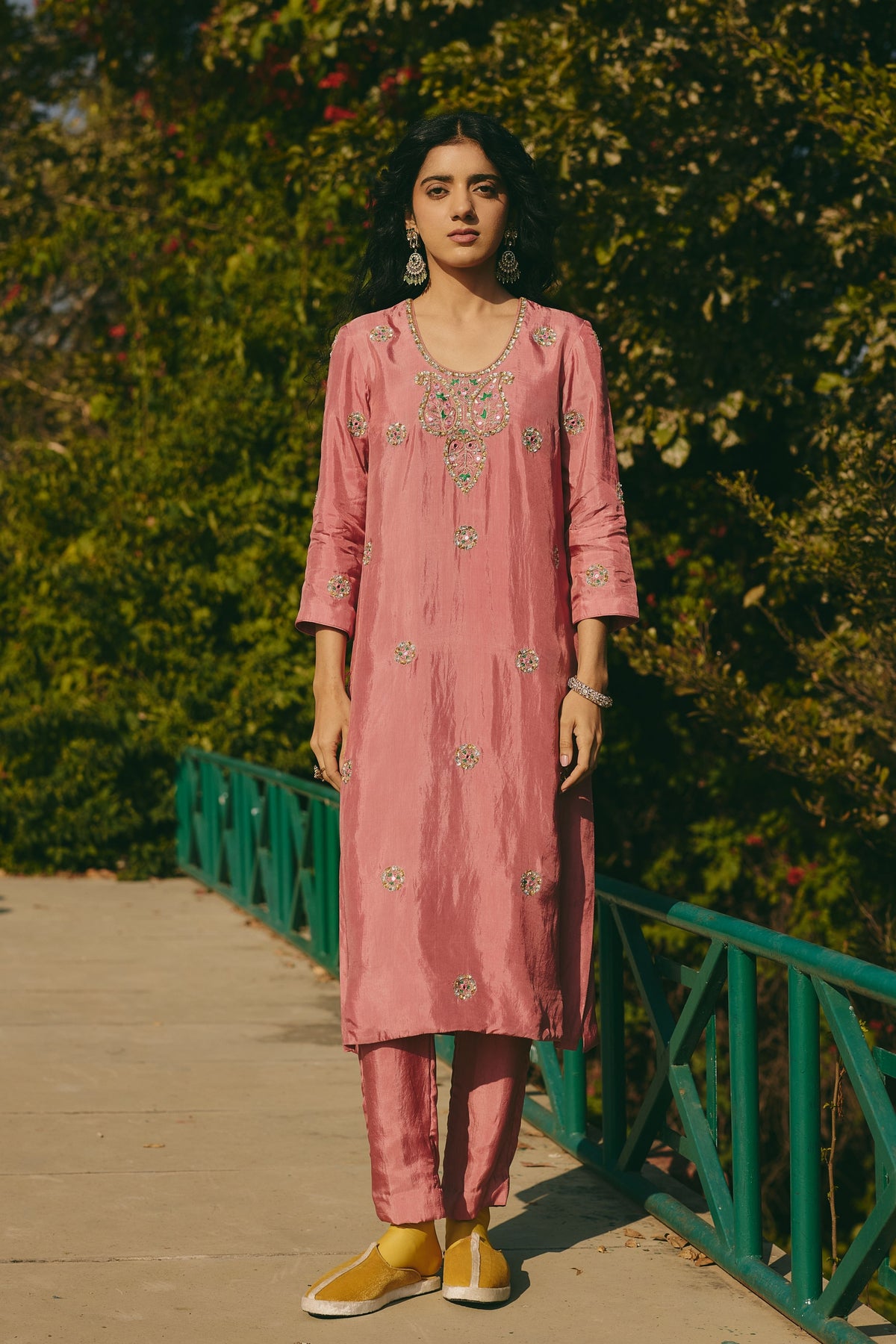 Sahernaazil Kurta and Pants