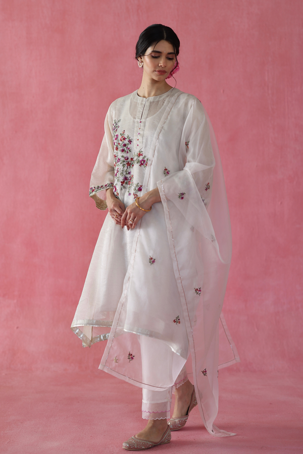Begum Pret - Ivory Phirni Kurta Set - Elahe