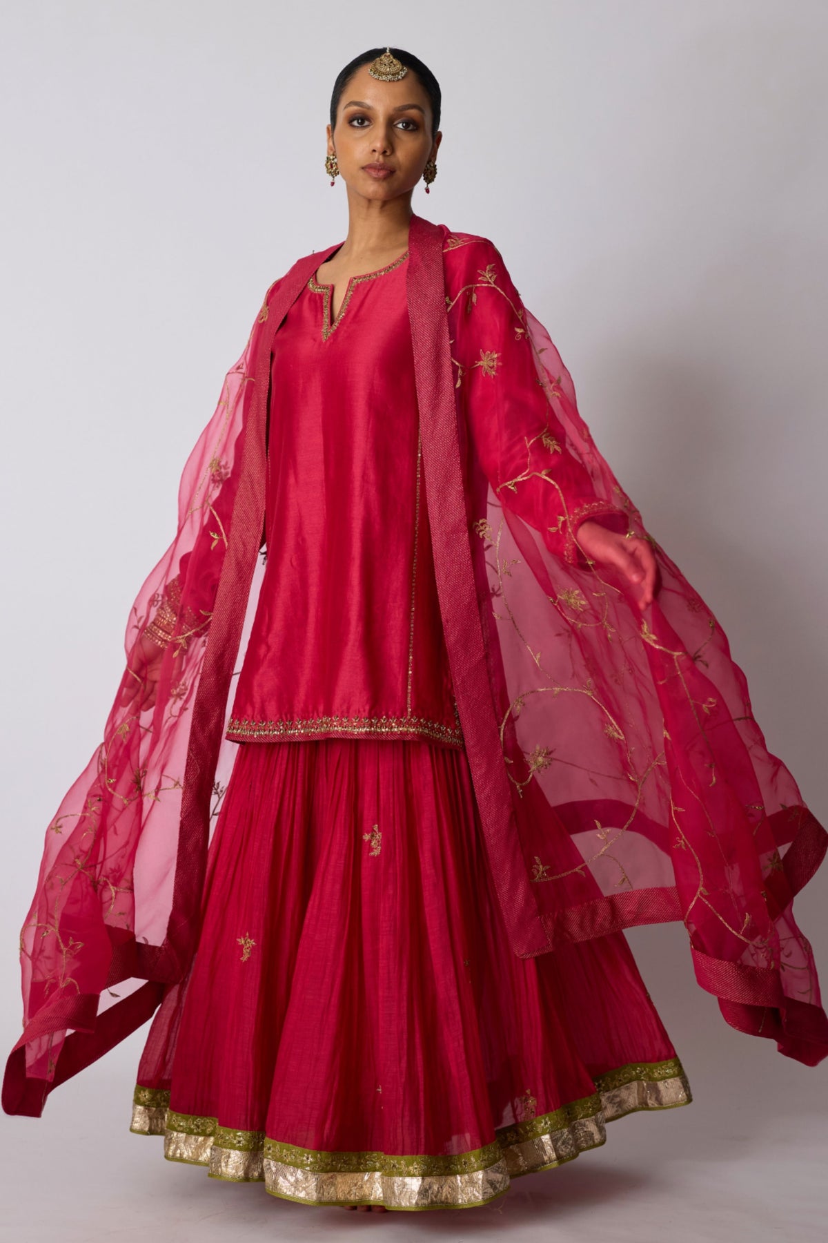 Namita Sharara Set
