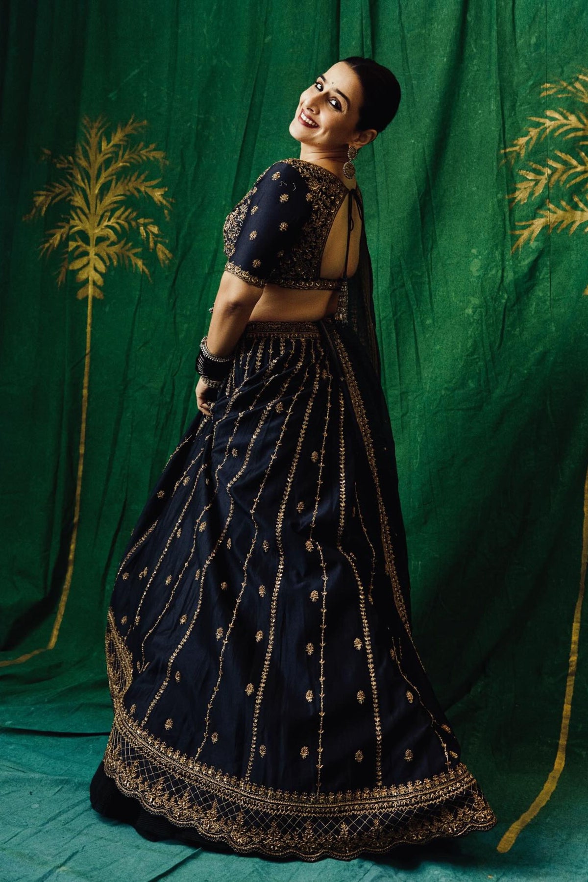 Vidya Balan in Jigar Mali