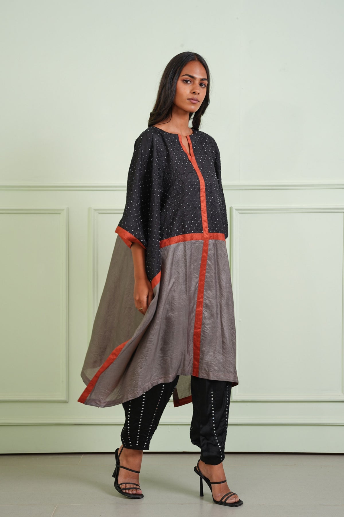 Charcoal Bandhani Kaftan Tunic
