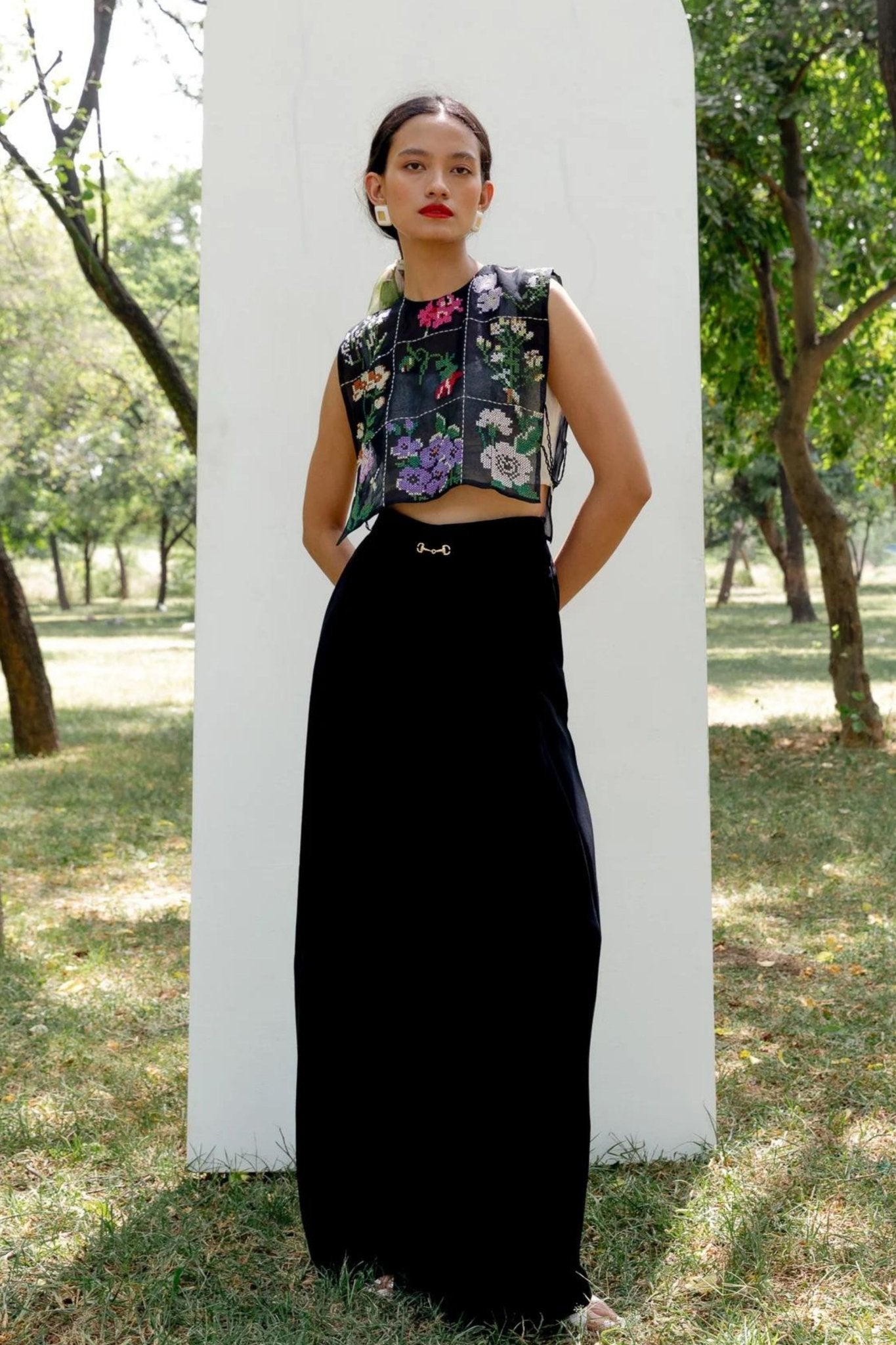 Kritika Kamra in Ode To Odd - Ode To Odd - Elahe