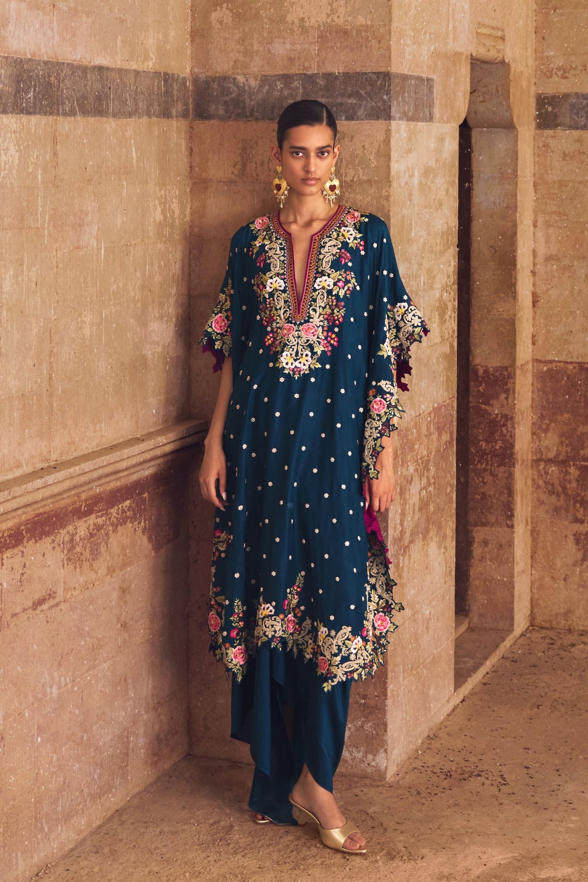 Umang Chitta Kaftan Set