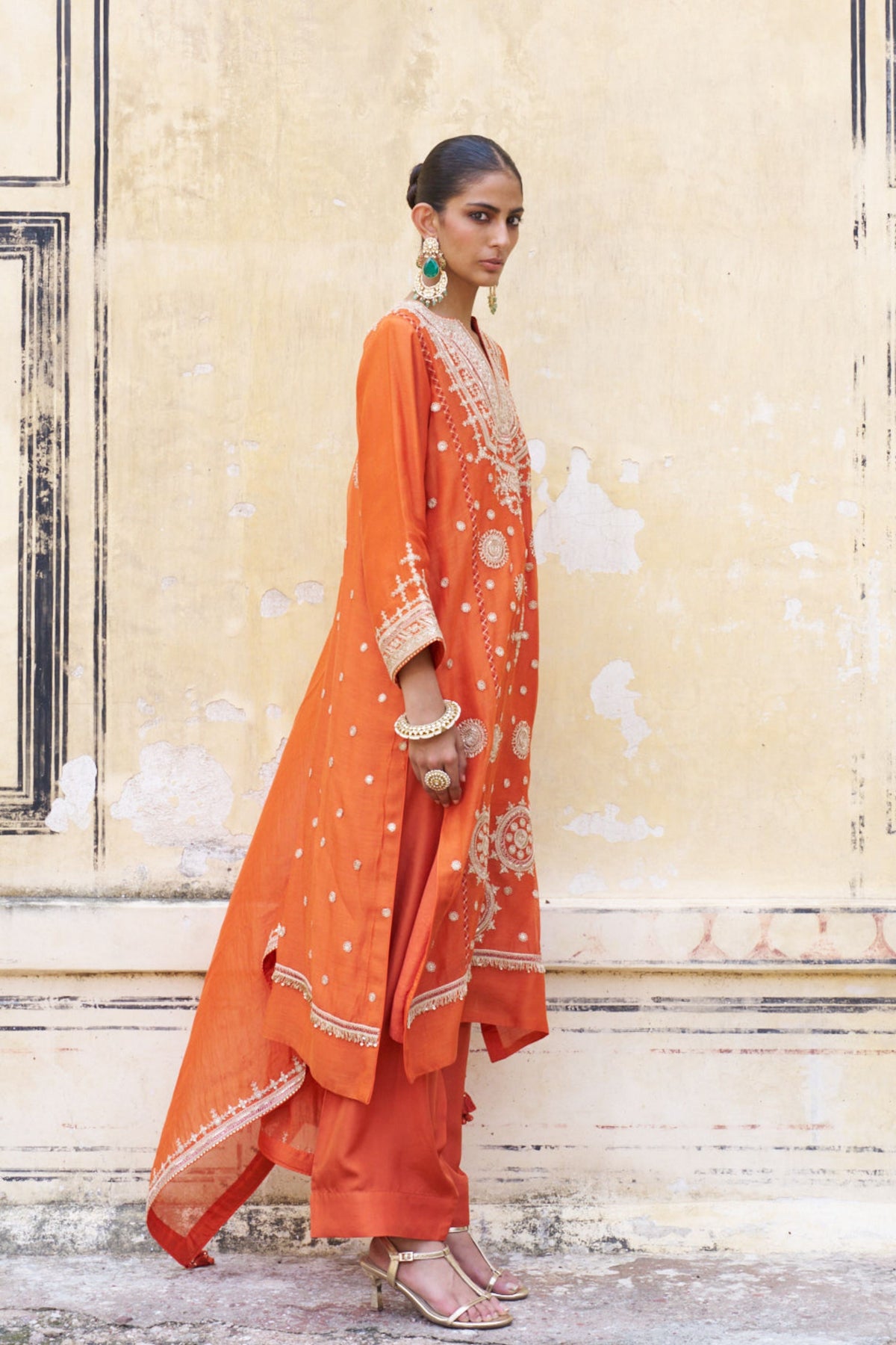 Kesariya Moon Kurta Set