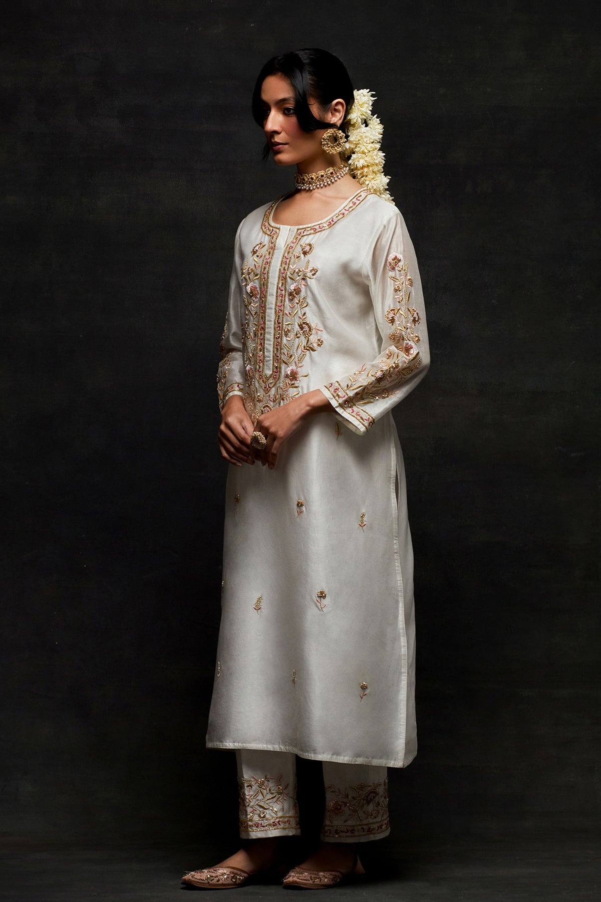 White Placket Kurta Set
