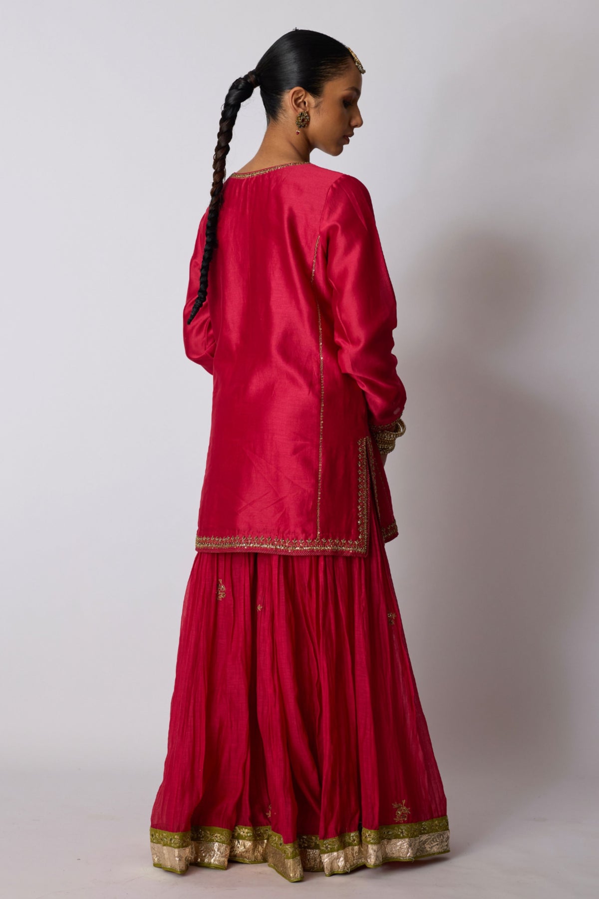 Namita Sharara Set