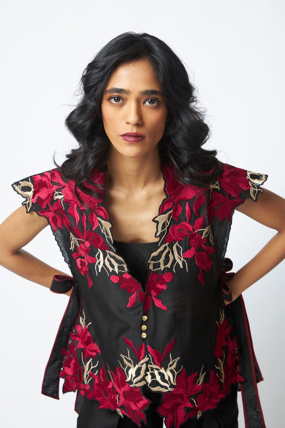 Pilar Floating Jacket Set