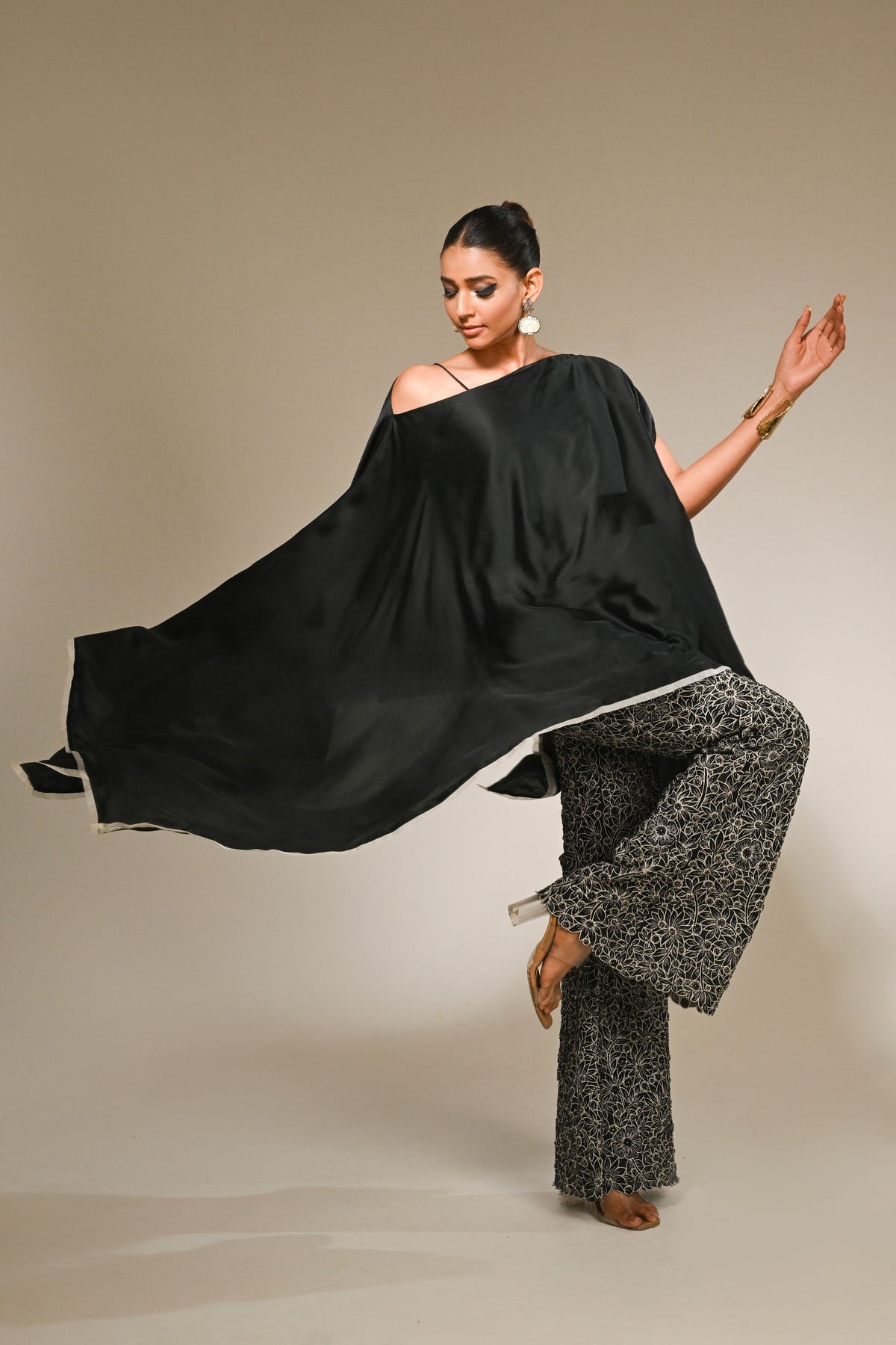 Asymmetric Kaftan Set