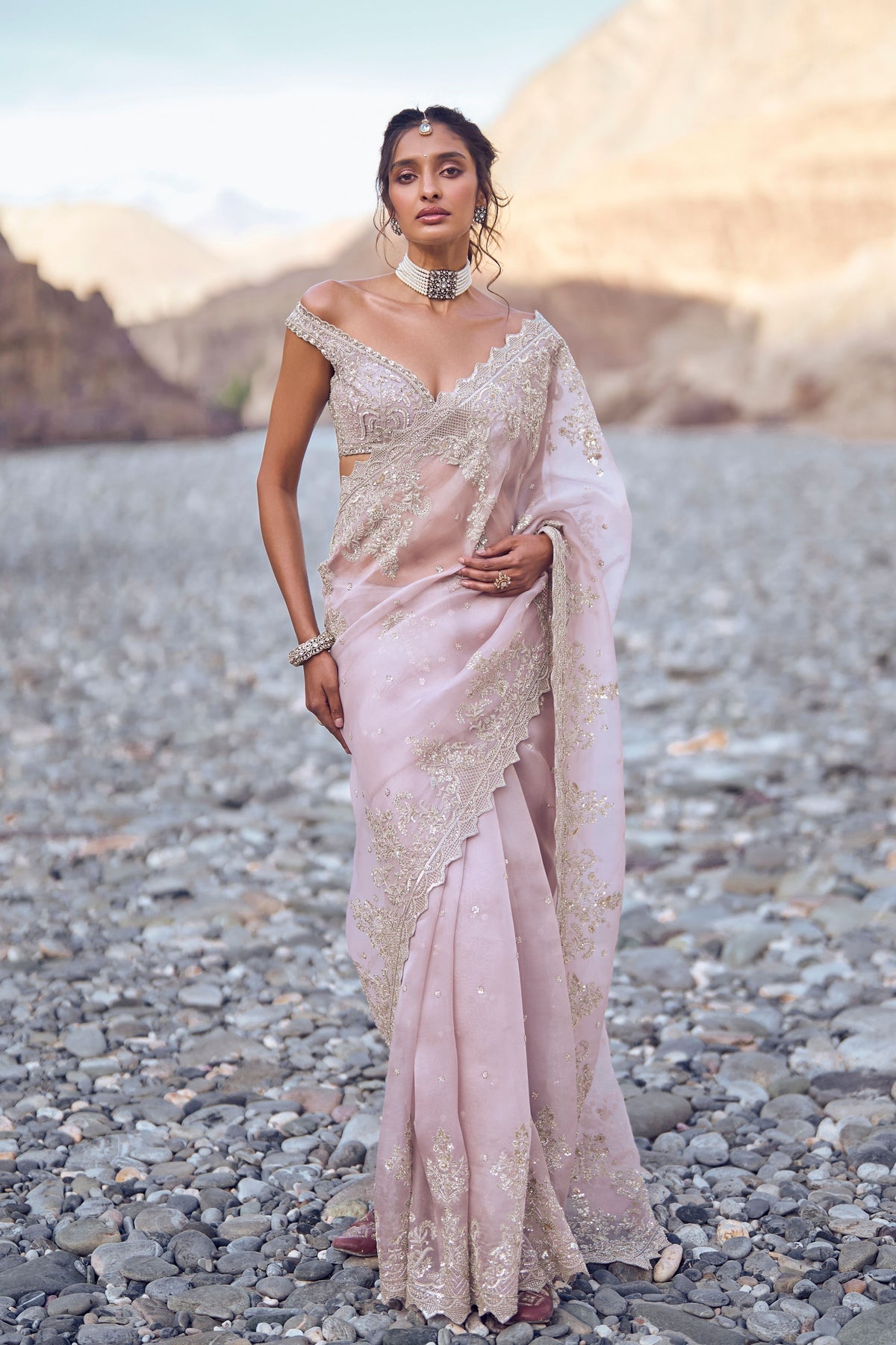 Akhila Saree