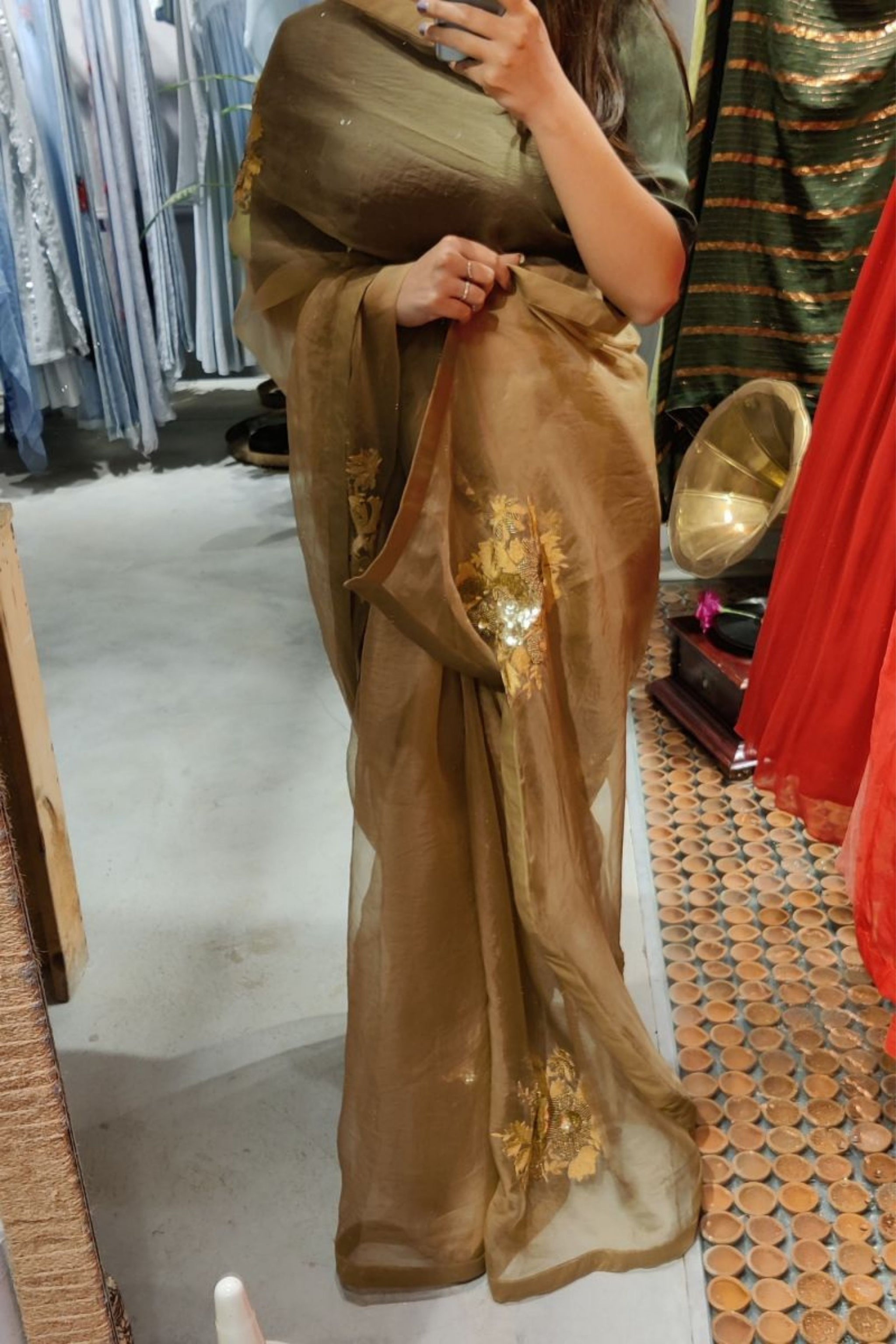 Peeli Dori - Sunheri Aradhana Saree Set - Elahe