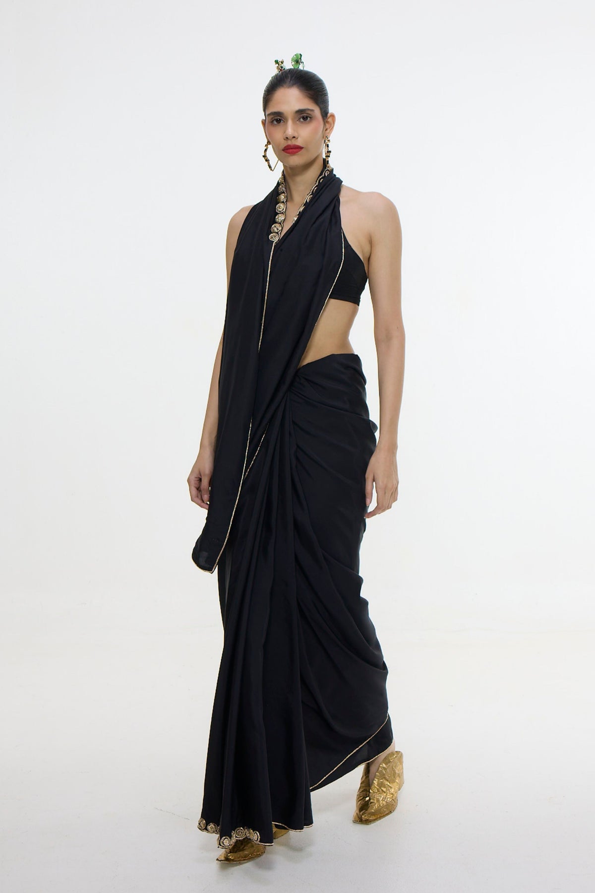 Handwoven Black Mashroo Silk Saree