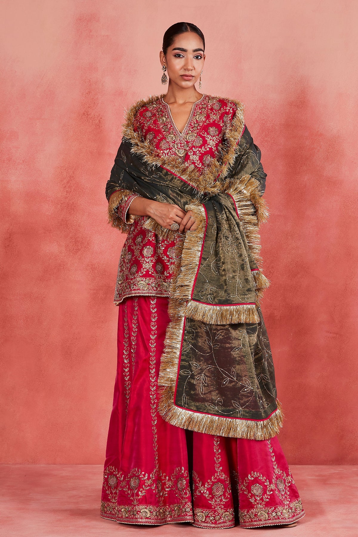 Aneesa Sharara Set