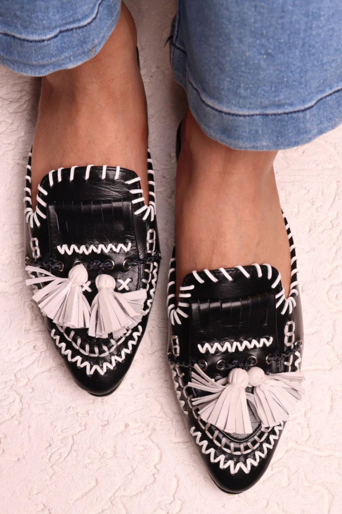 Sanvi Black Mules