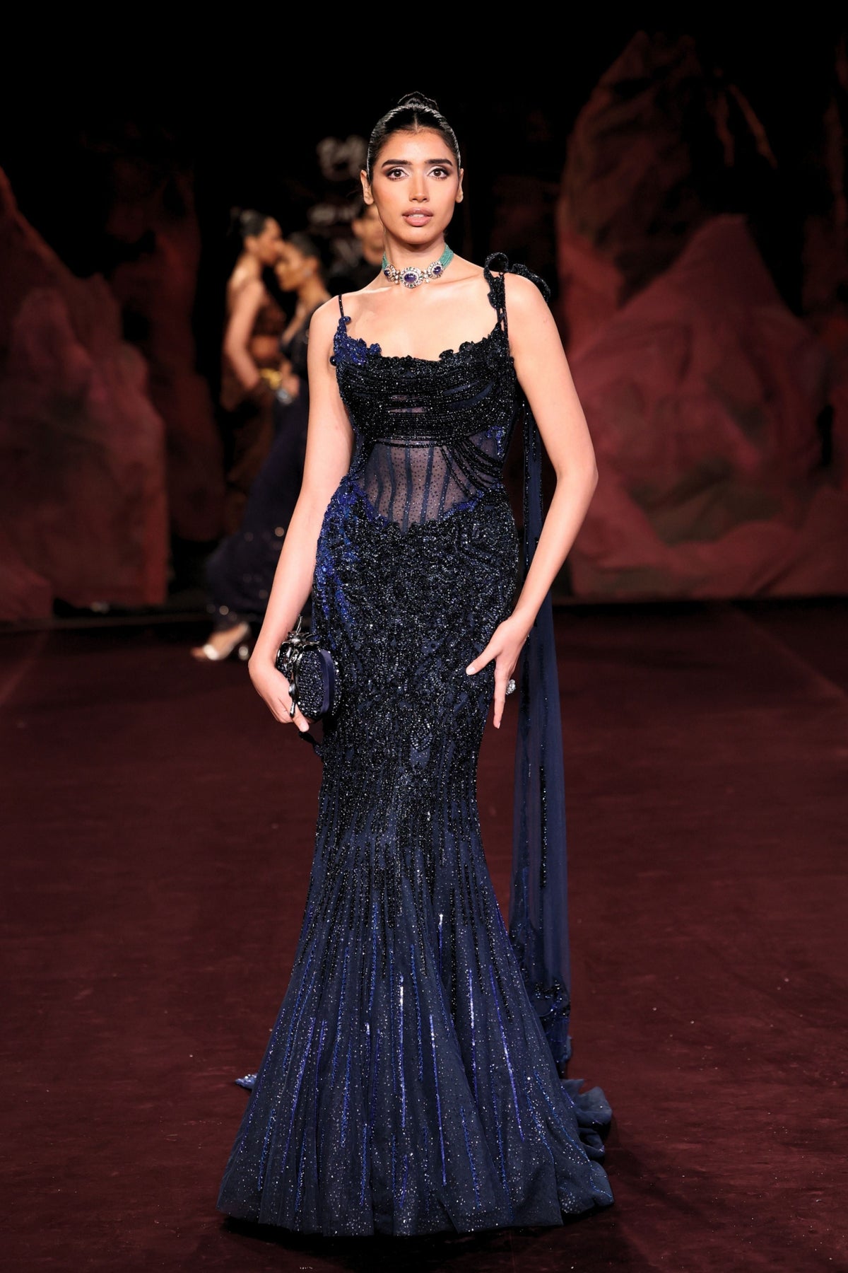 Nabhsi Gown