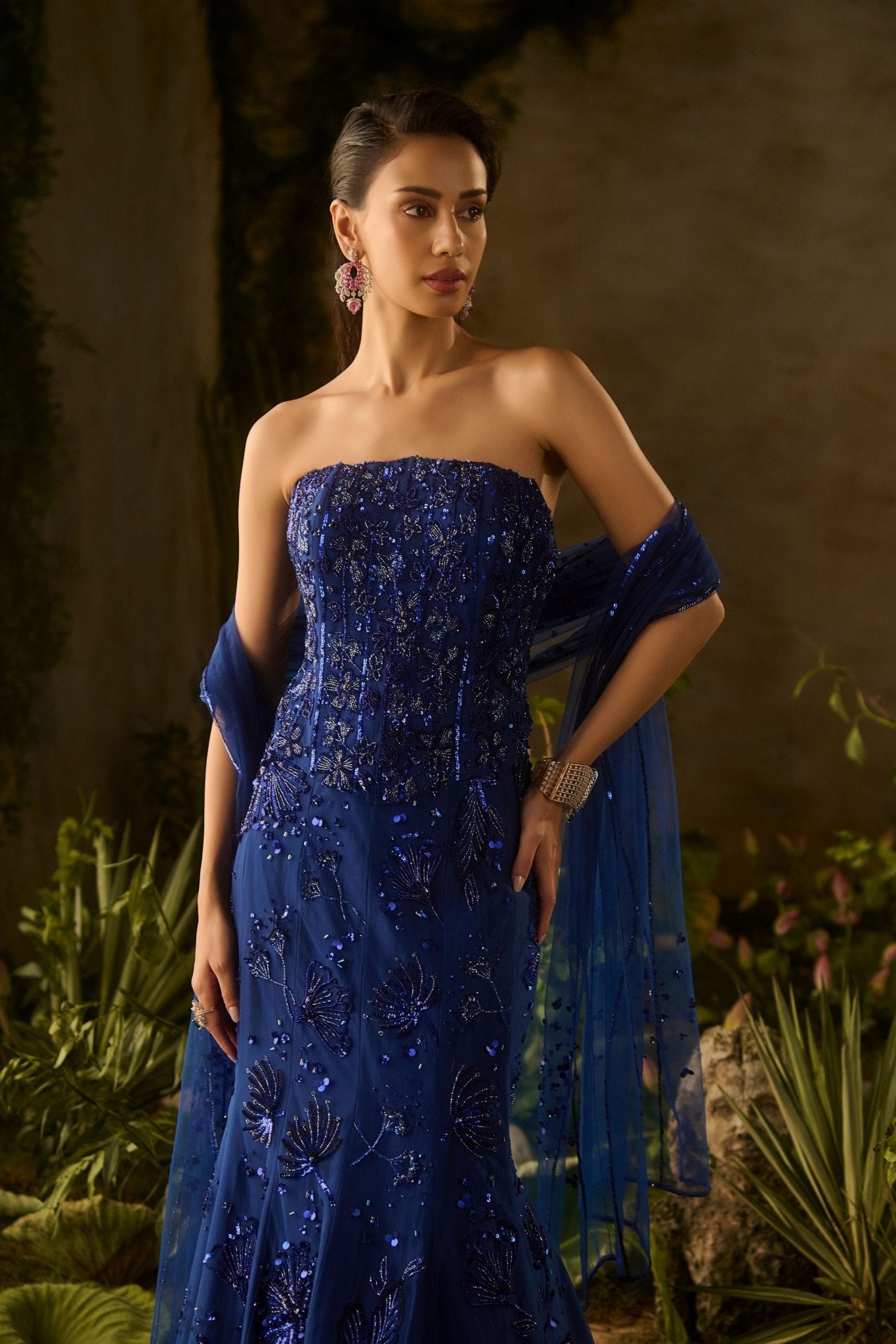 Aurora Glow Lehenga Set - Parul Gandhi - Elahe