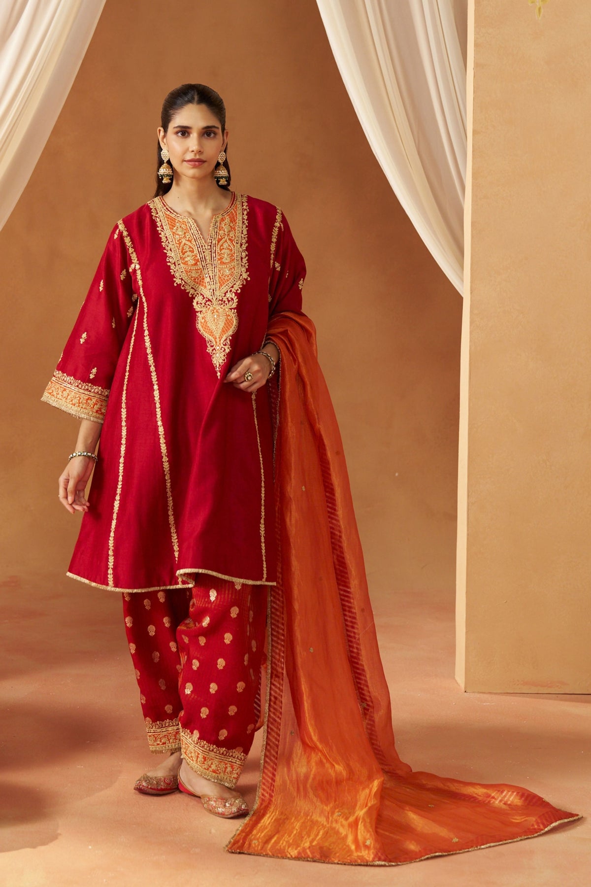 Mahgul Deep Red Kalidar Chahunga Set