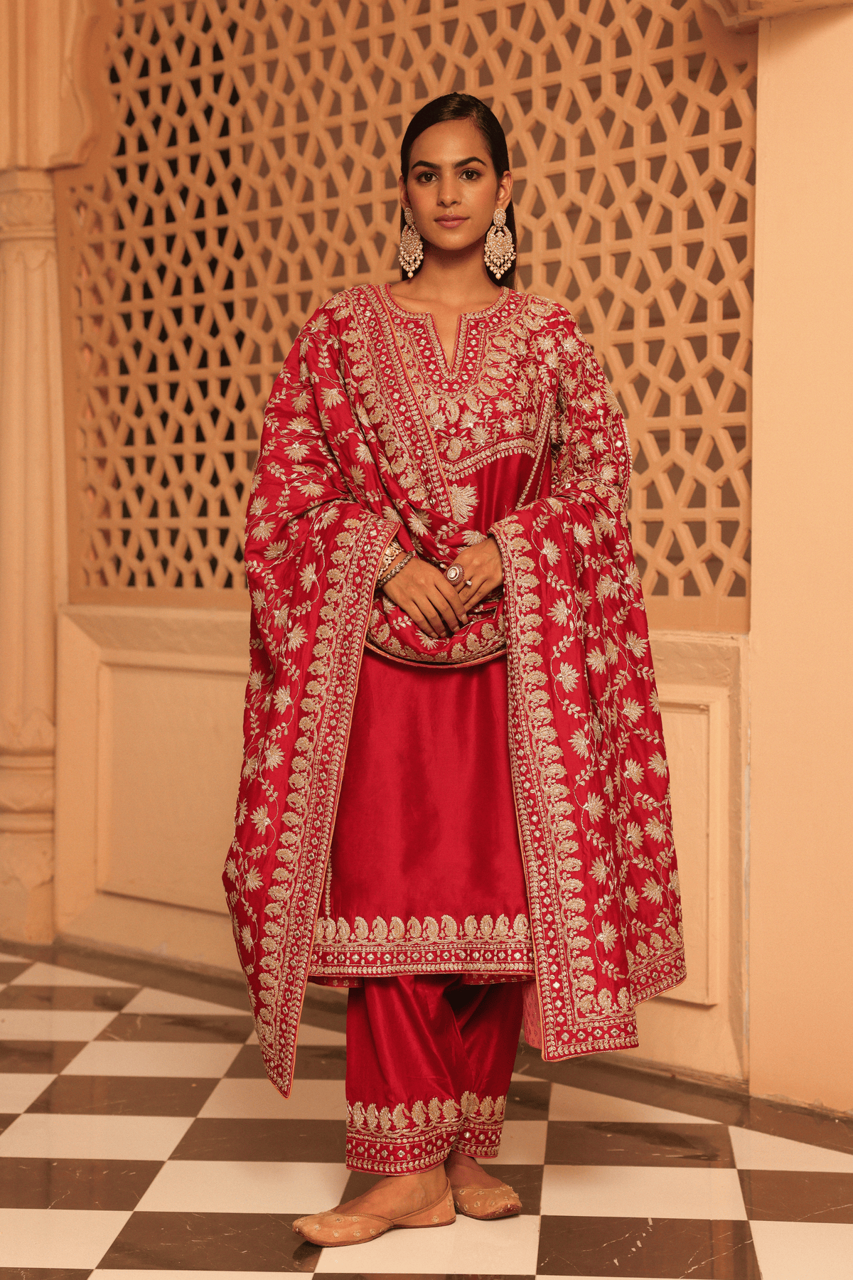 Chauga With Salwar And Odhni