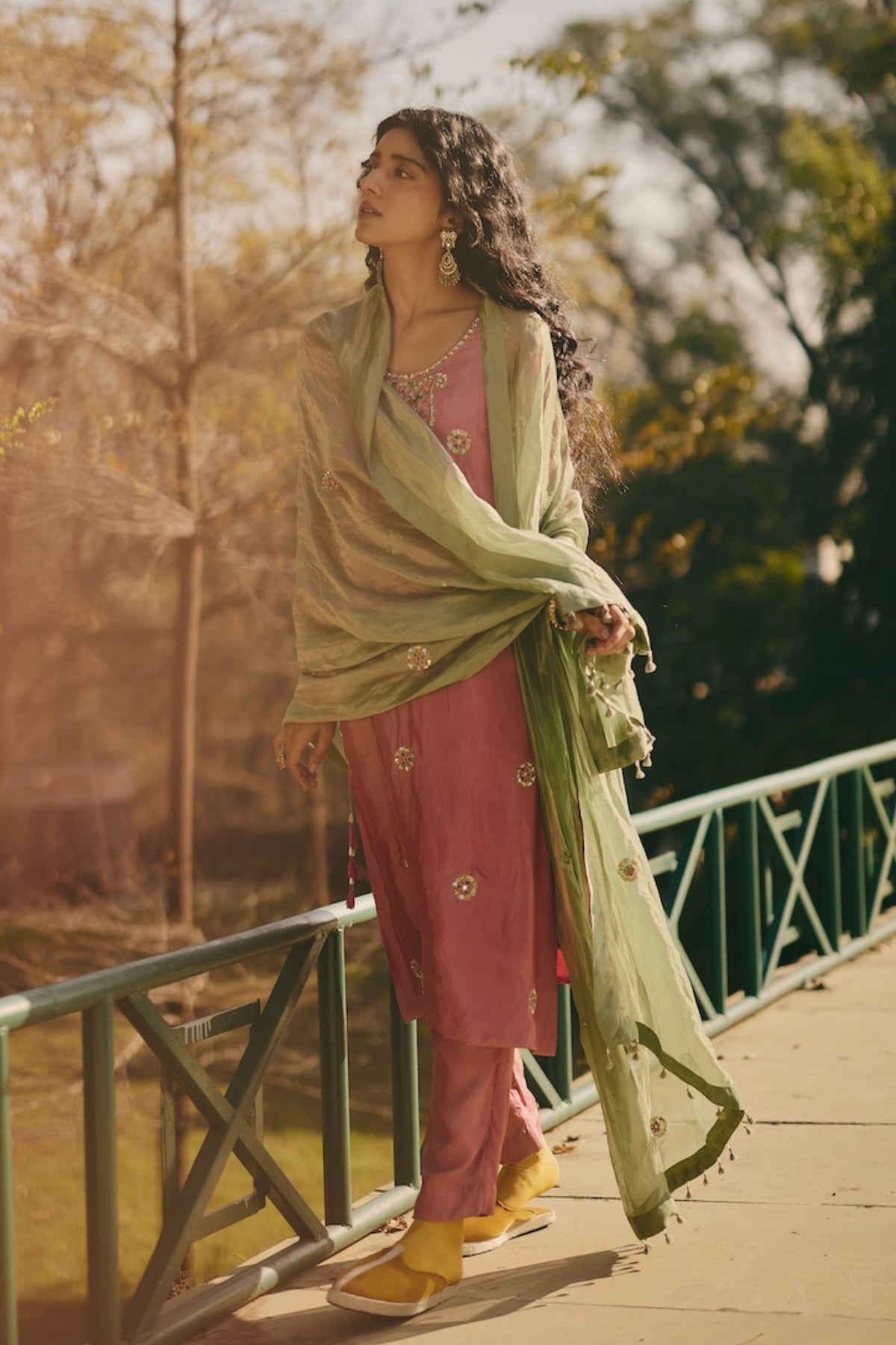 Sahernaazil Kurta and Pants