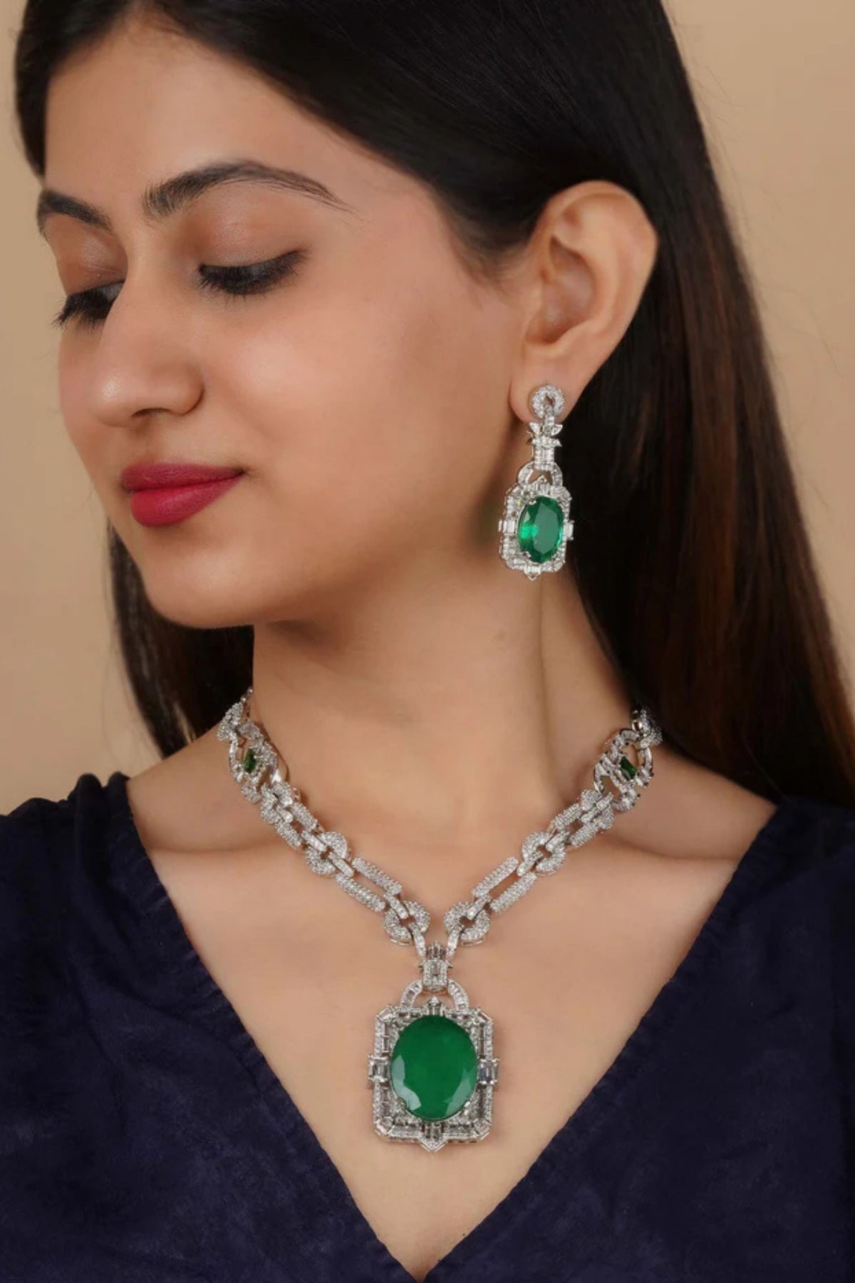 Green Silver Diamond Necklace Set