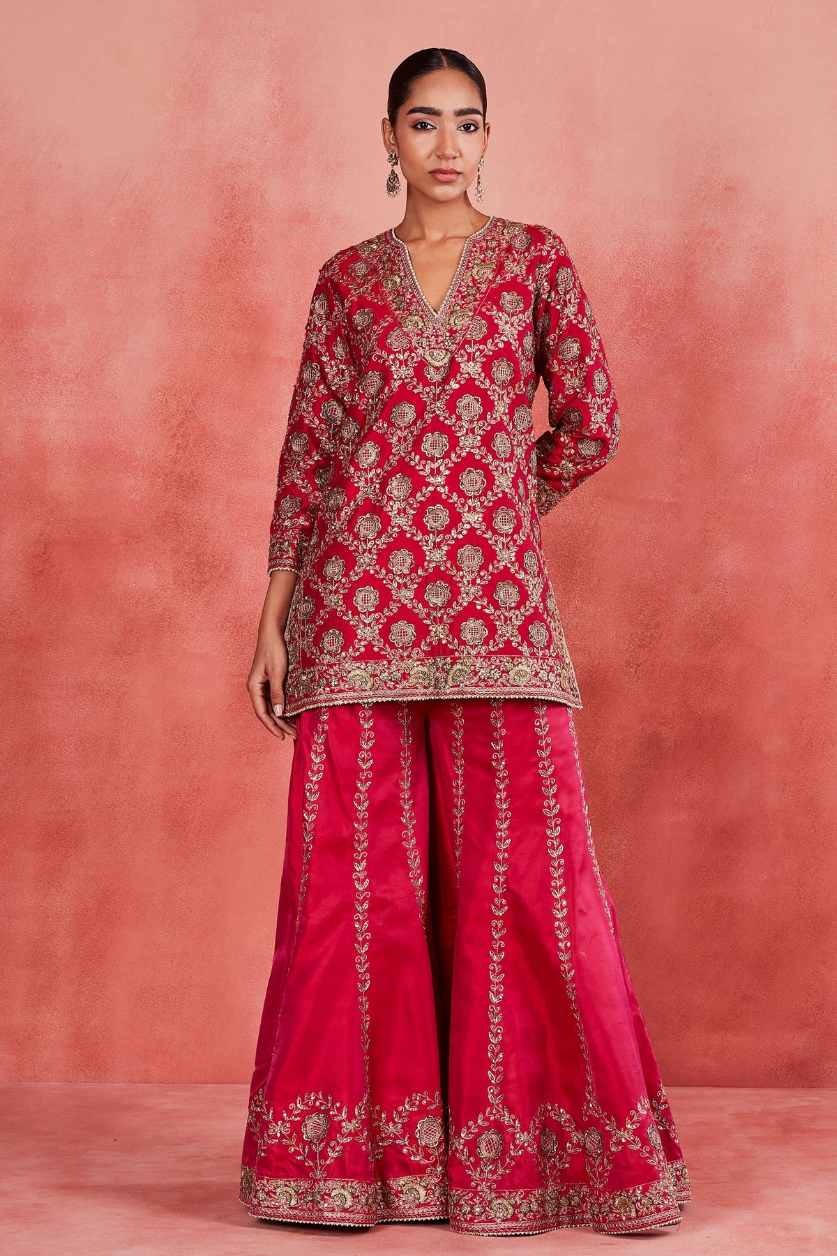 Aneesa Sharara Set