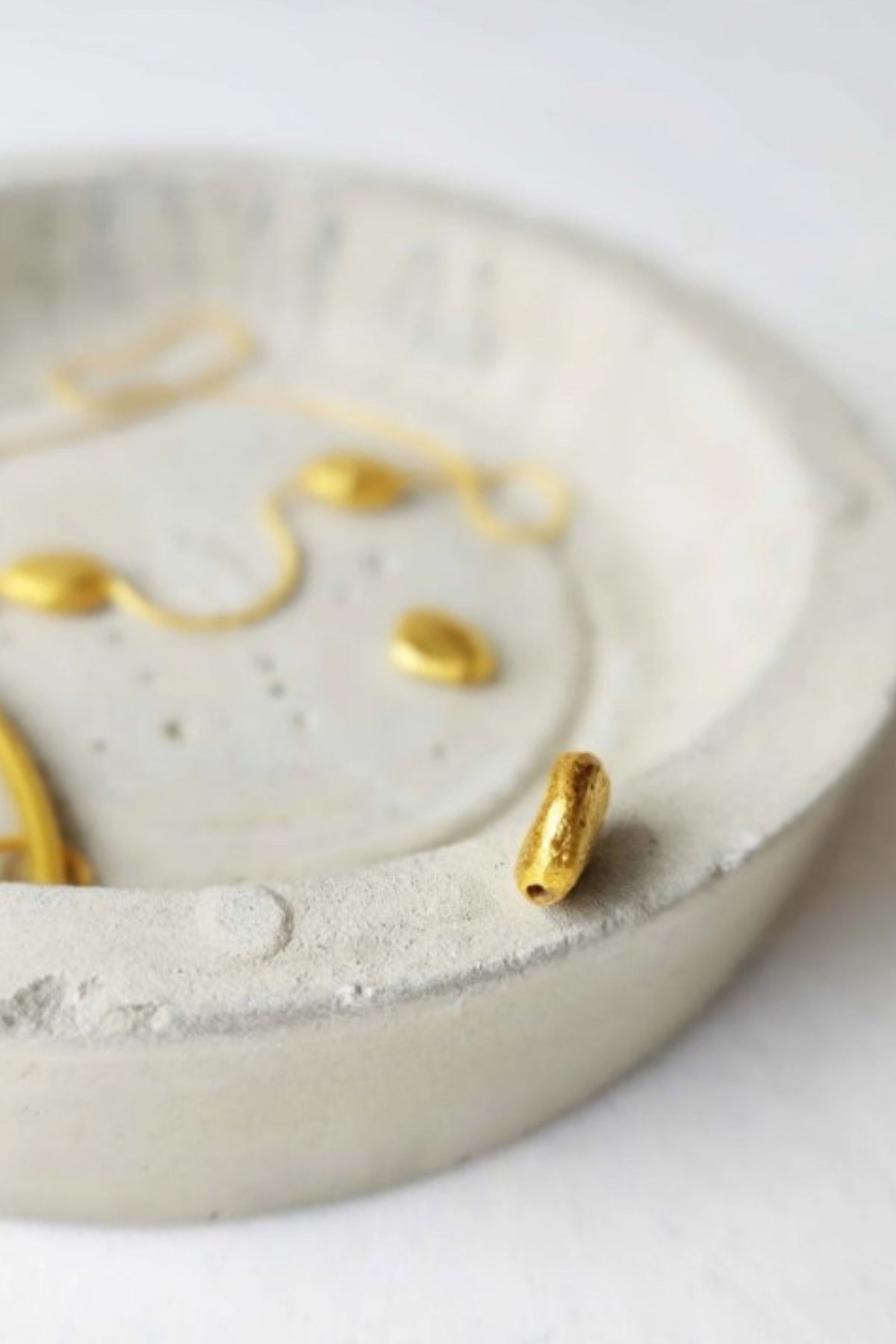Mea Golden Necklace