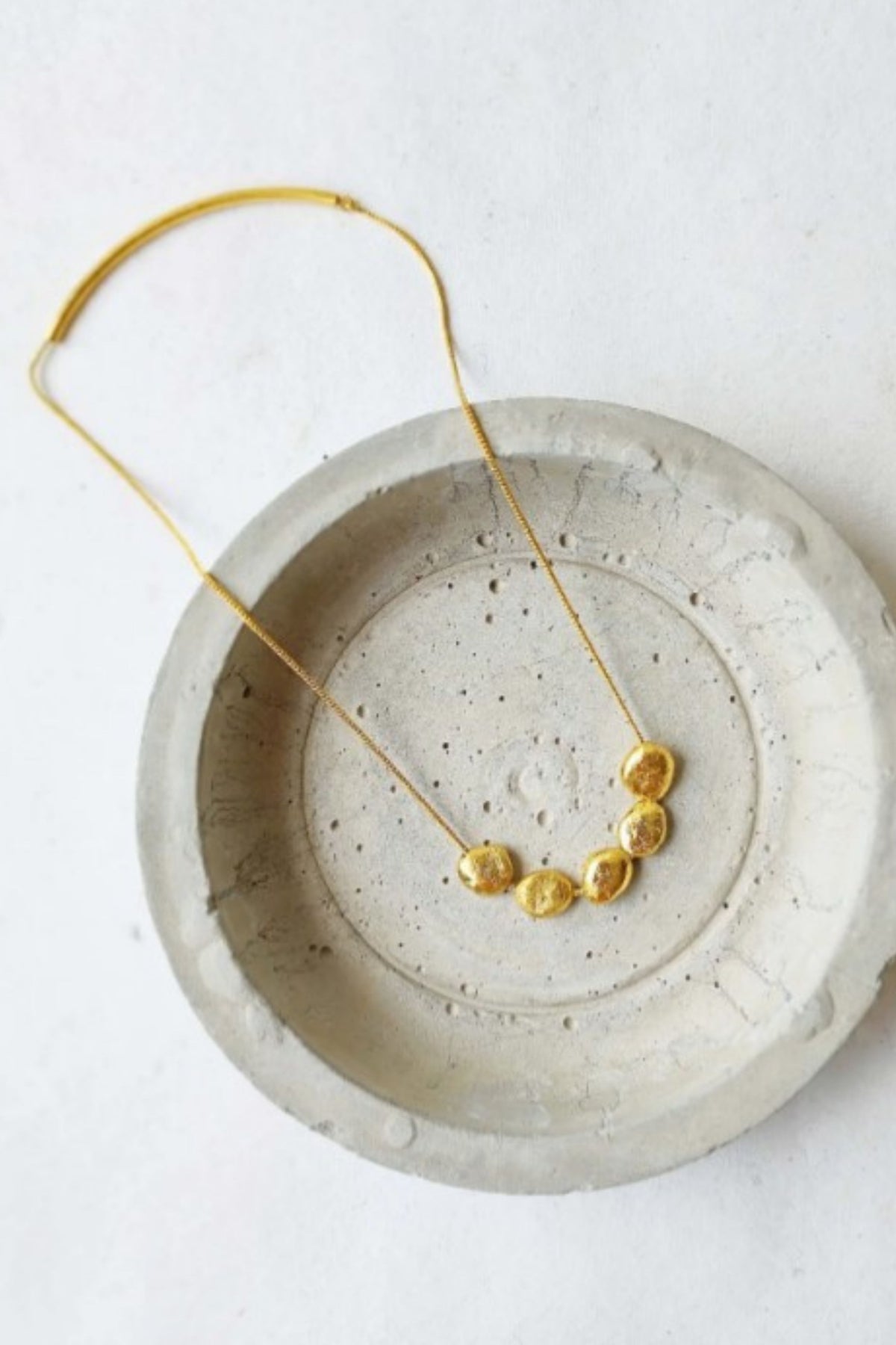 Mea Golden Necklace