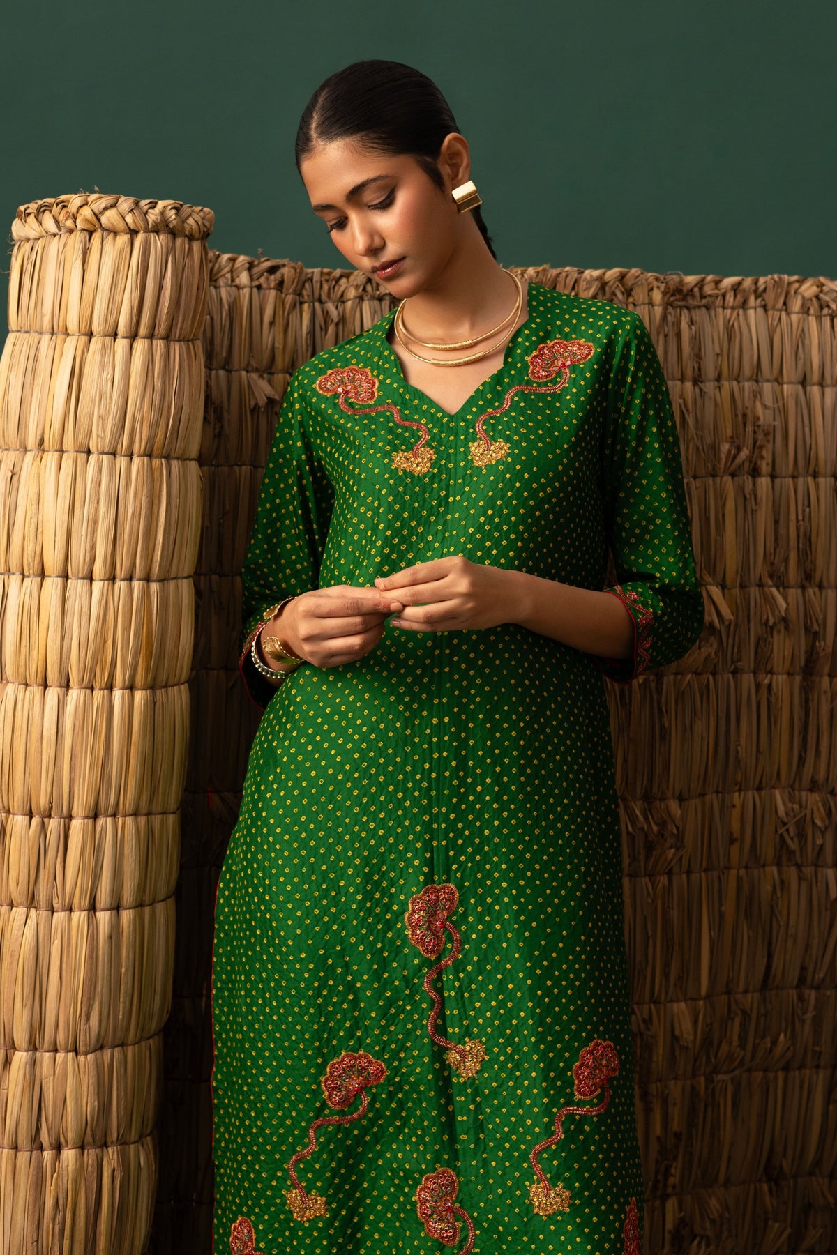 Green Bandhani Aari Kurta Set