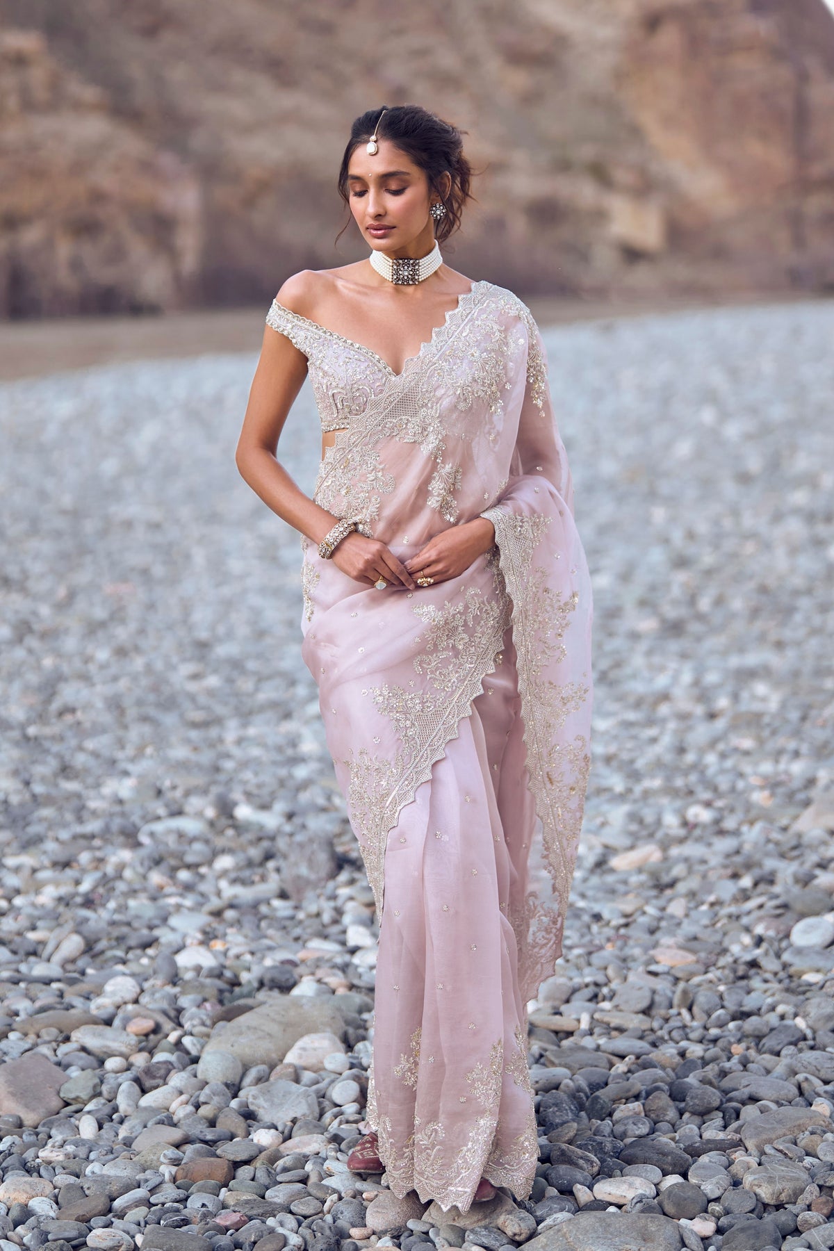 Akhila Saree