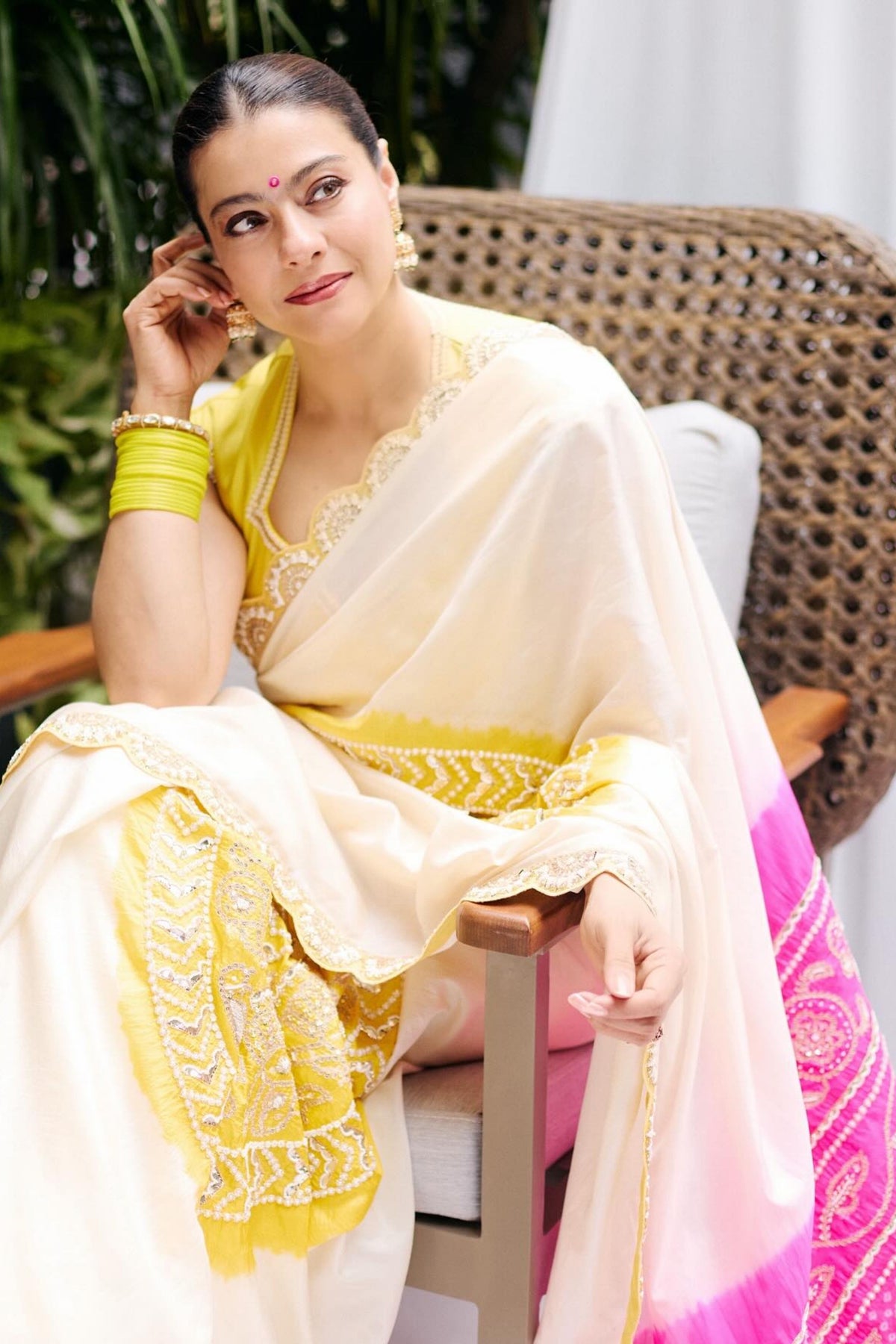 Kajol in Faabiiana