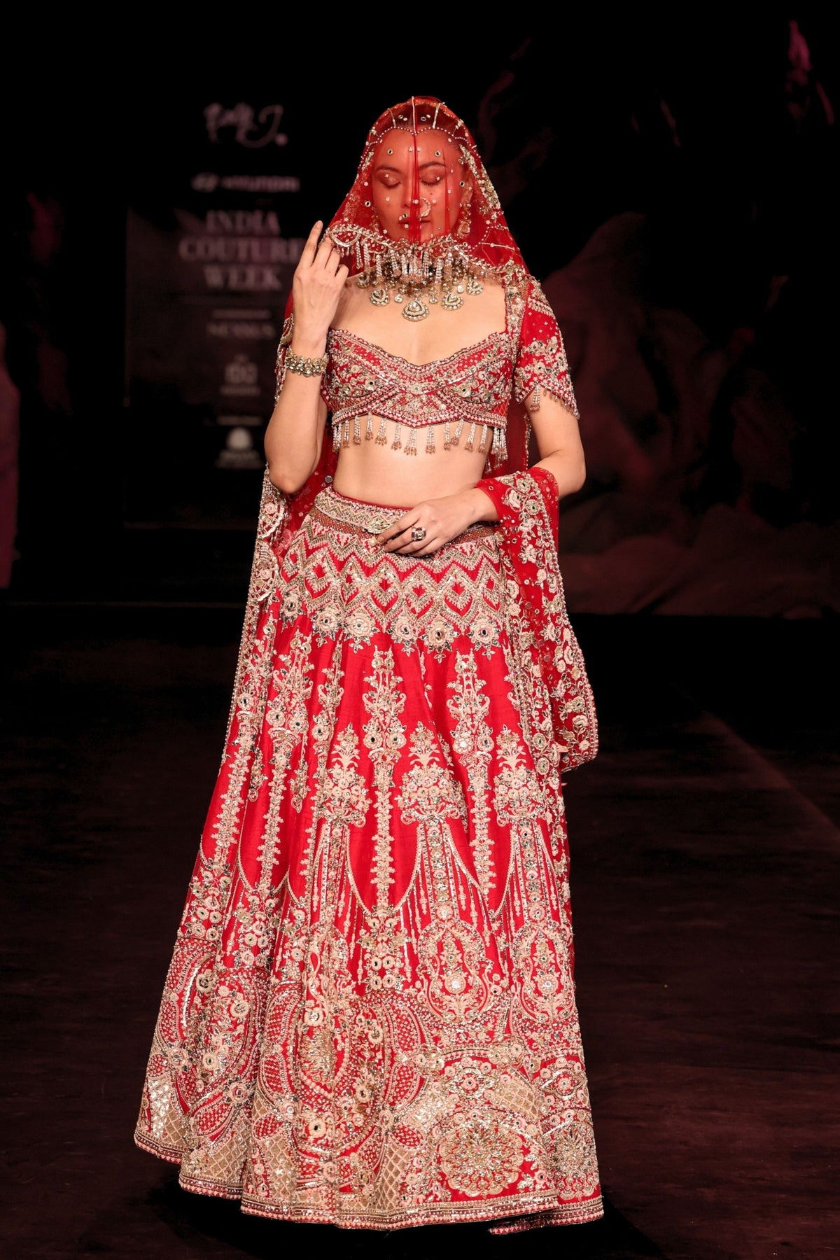 Swarnaangi Lehenga Set