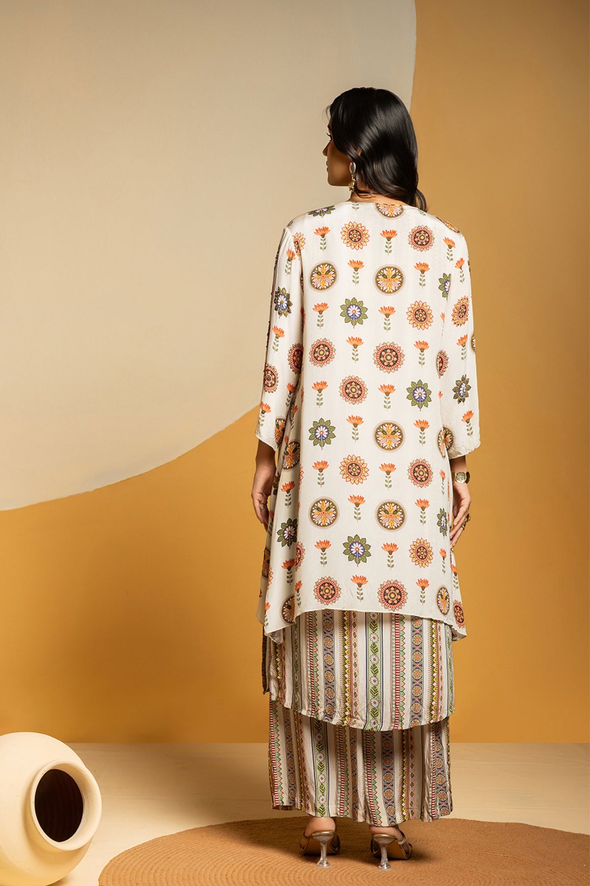 Taarani Jacket Set