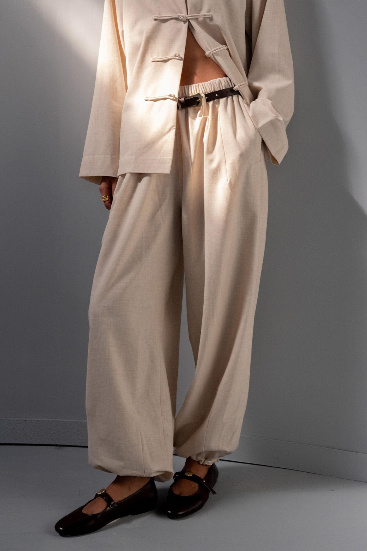 Warm Beige Baloon Pants