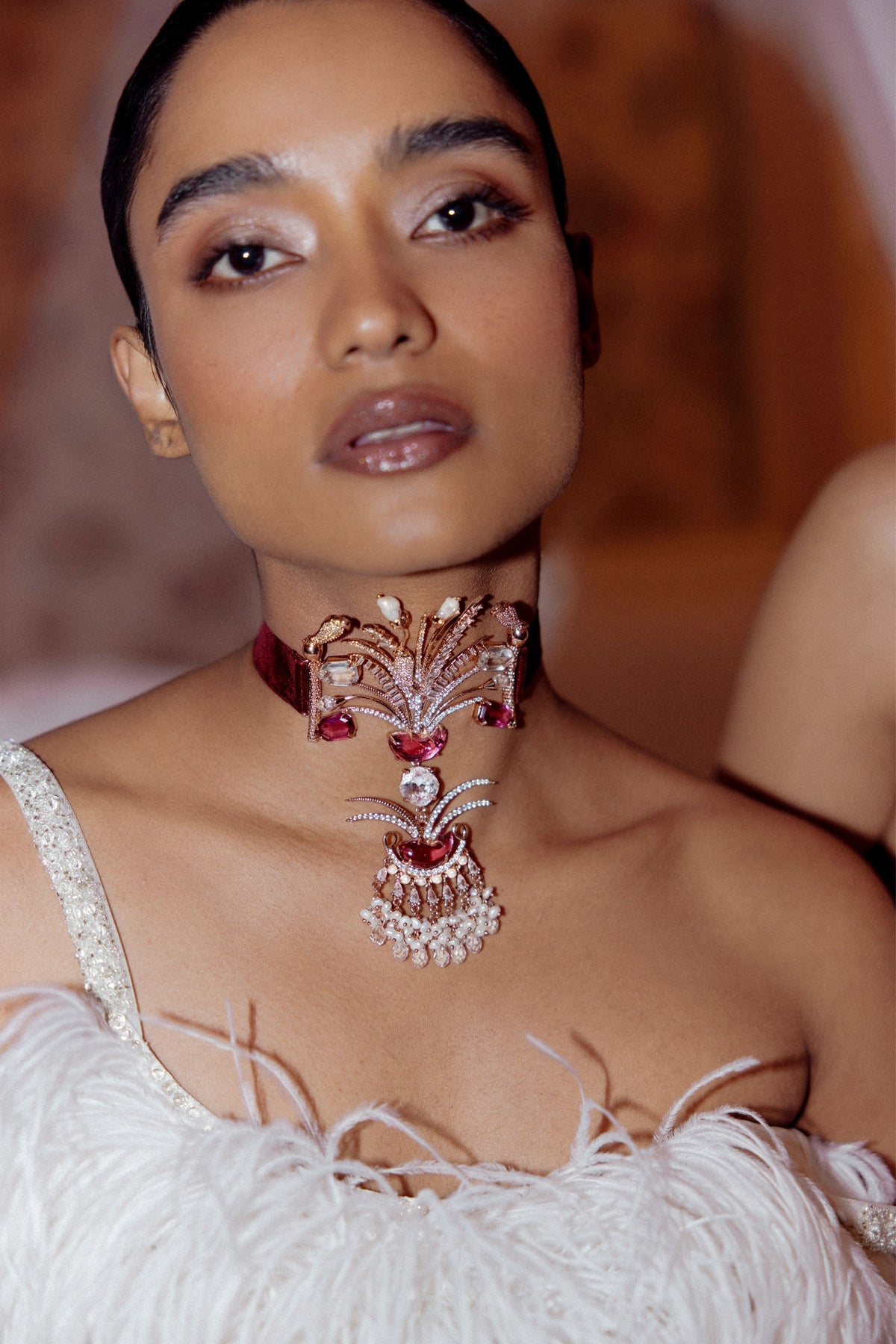 Le Sunset Fish Velvet Choker in Vintage Rose