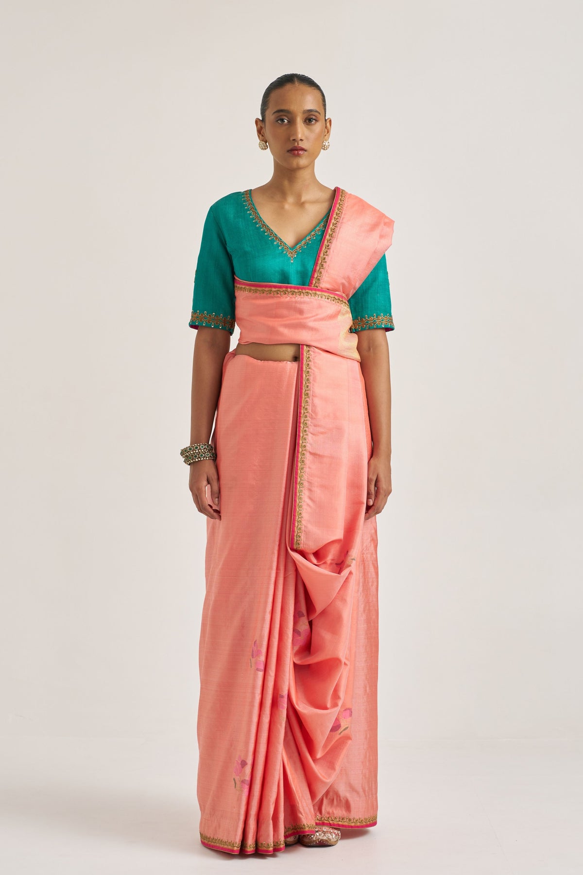 Charvi Peach Saree