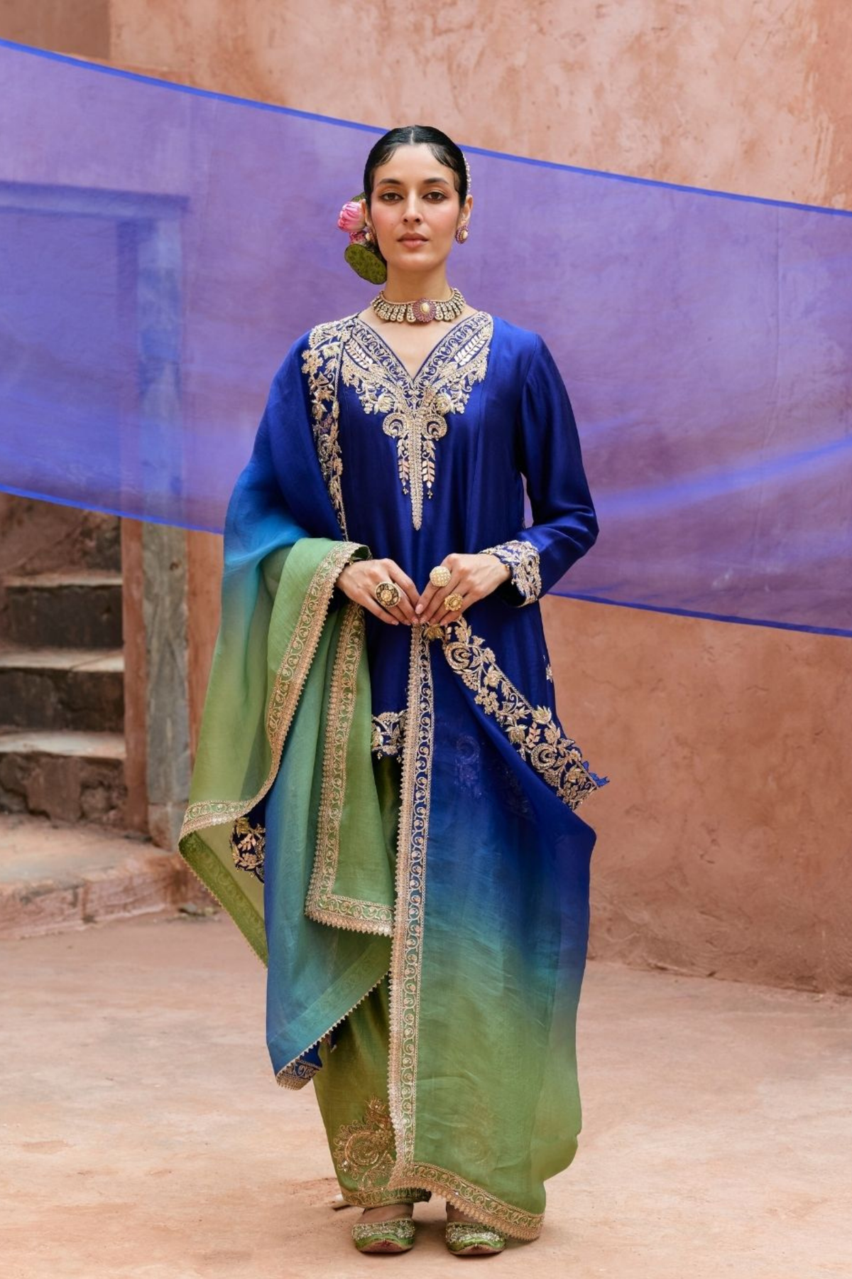 Neera Kurta Set