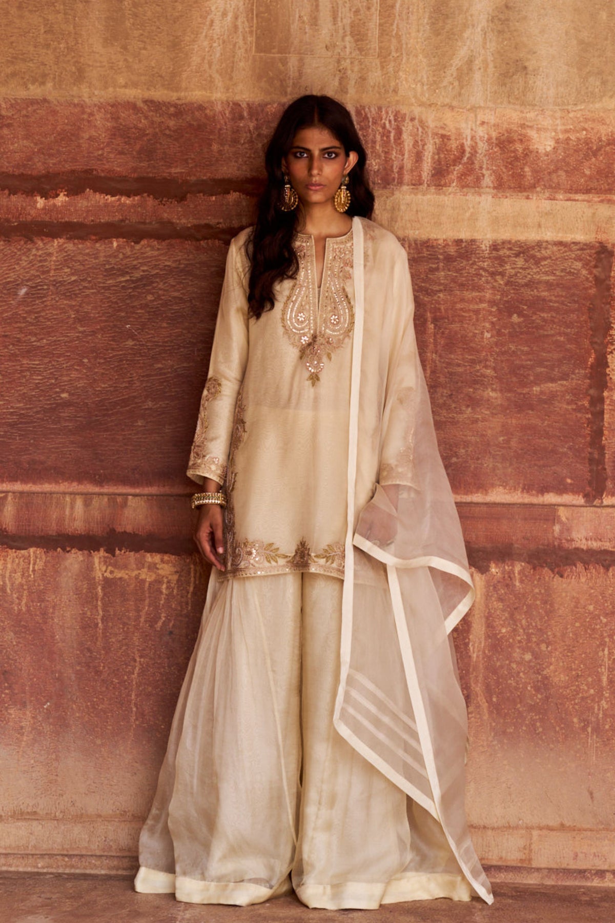Ivory Sharara Set