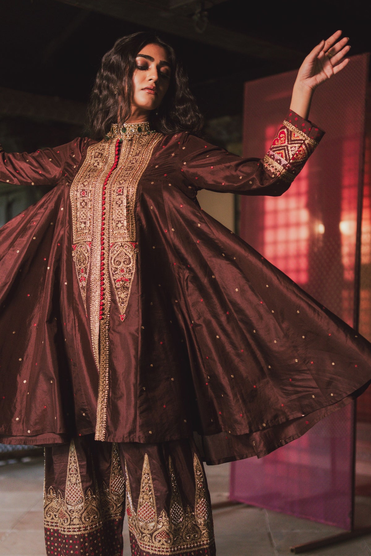 Rutvee Brown Kurta Set