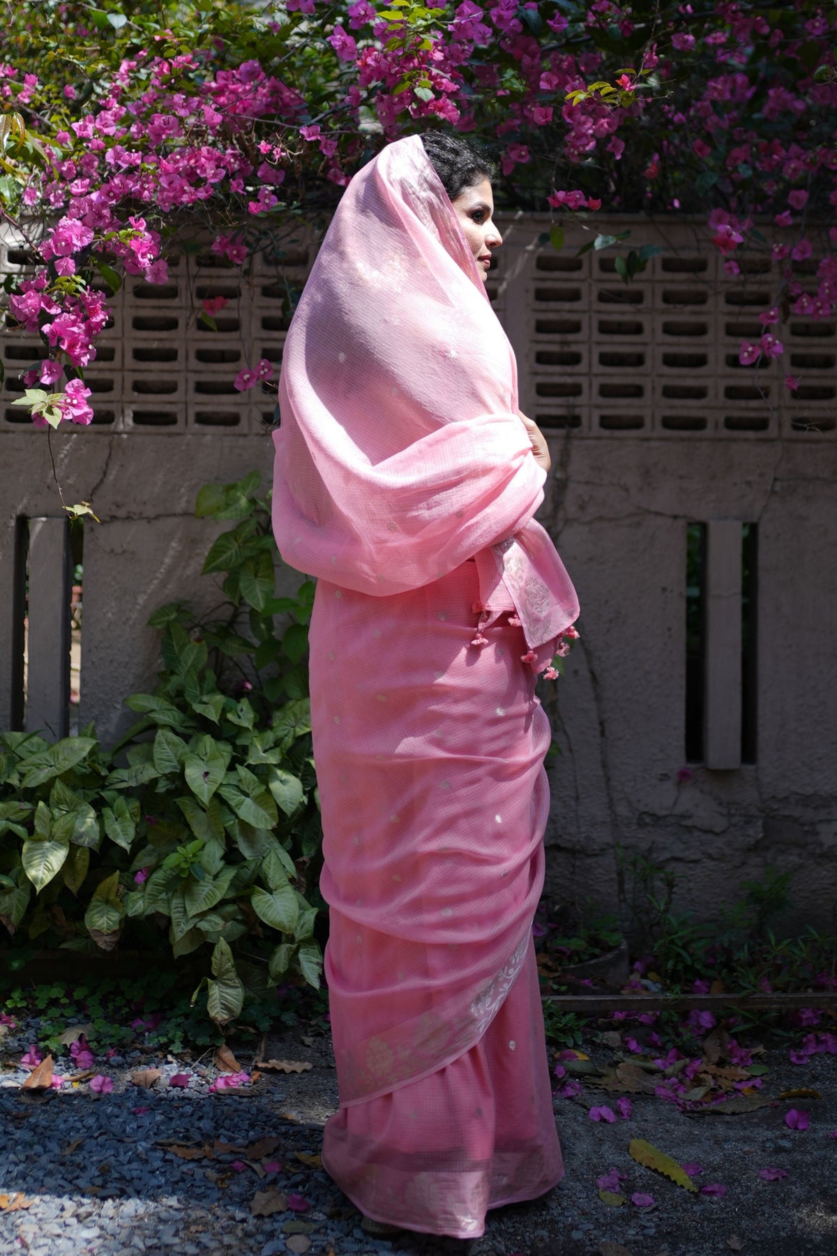 Gayatri Golden Motif Peach Saree