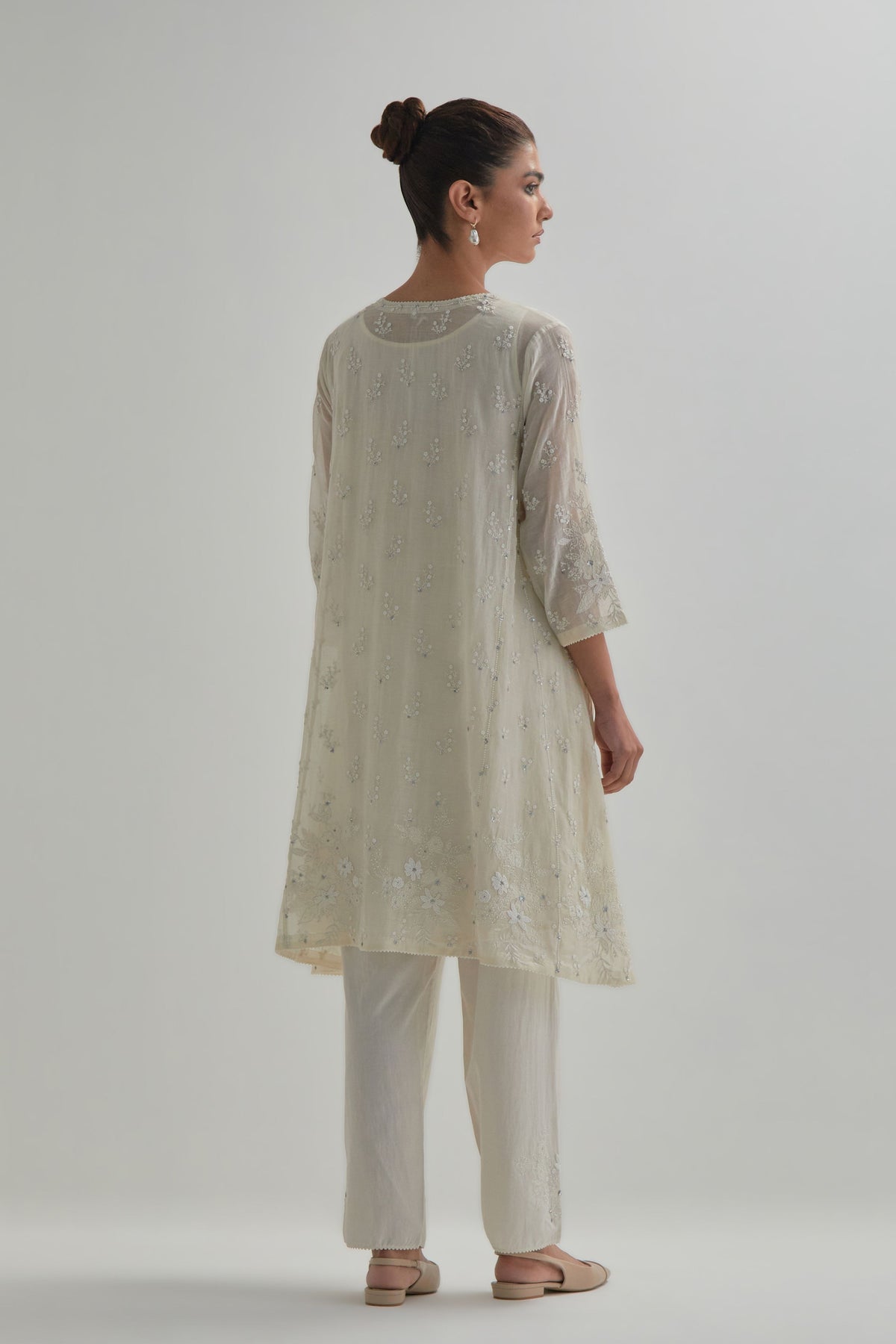 Off White Floral Short Kurta And Pants
