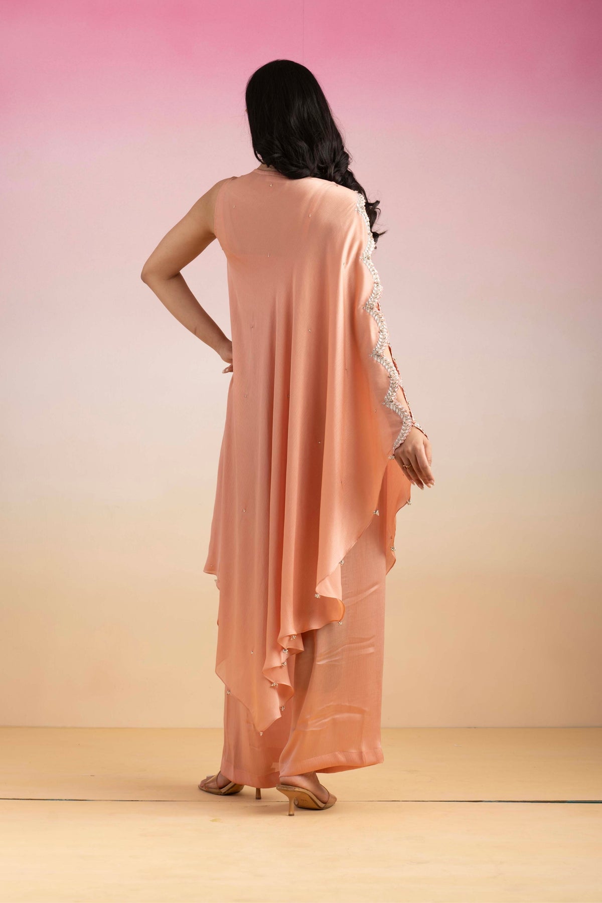 Leher Peach  Cape Set
