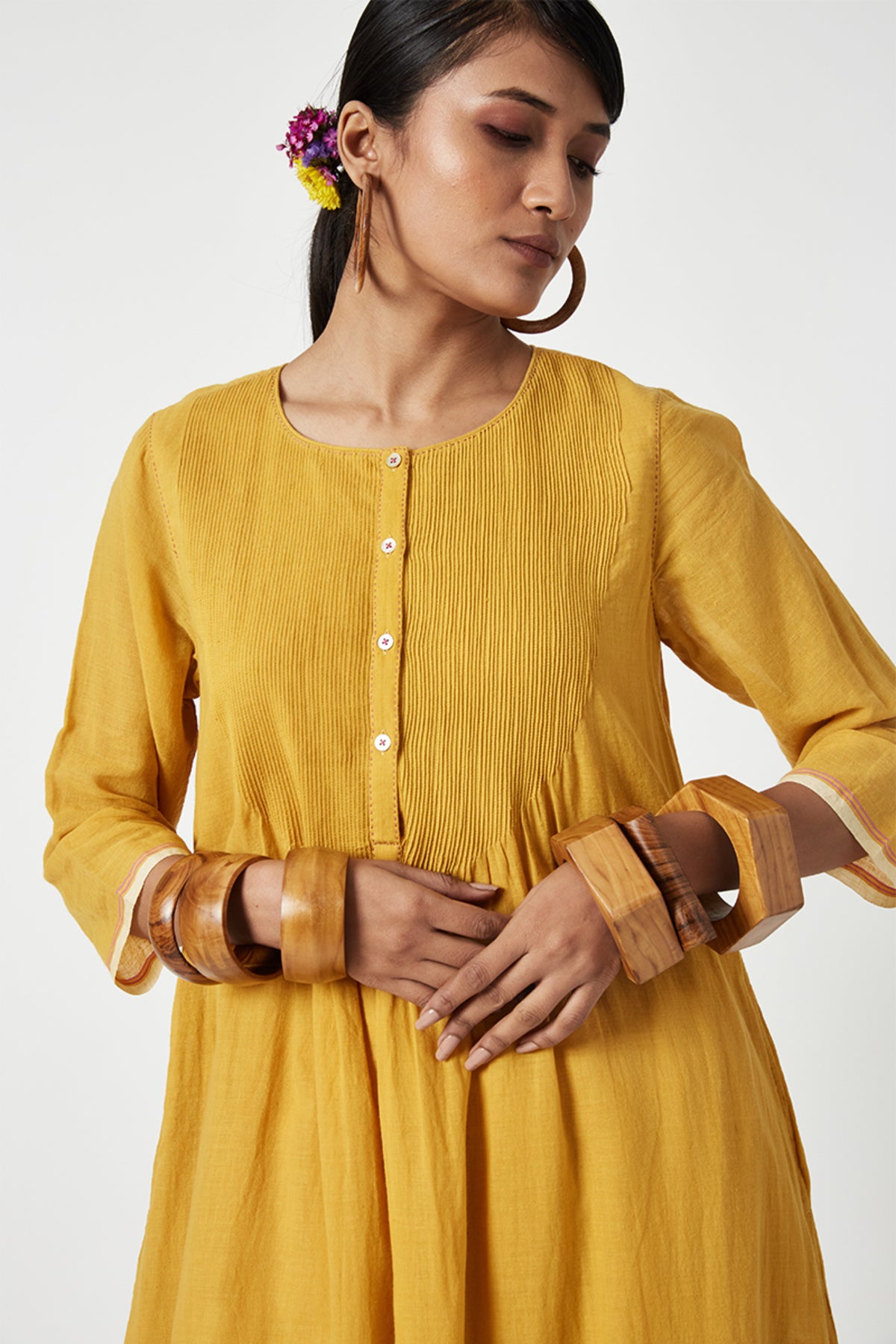 Sedum Embroidered Kurta Set