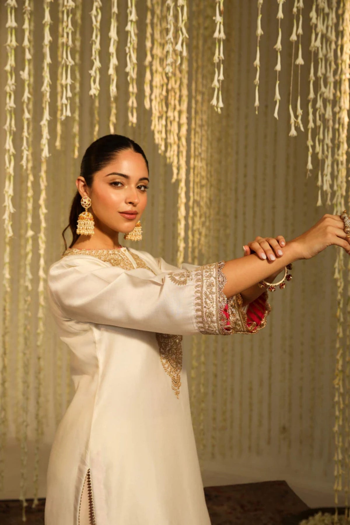 Enisa Daisy Ivory Kurta Set