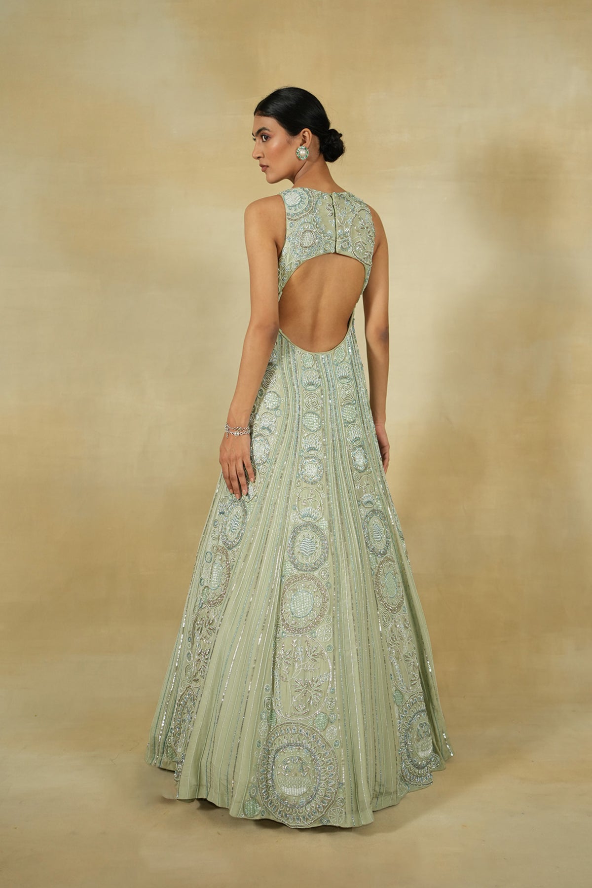 Pista Mir Vrit Anarkali