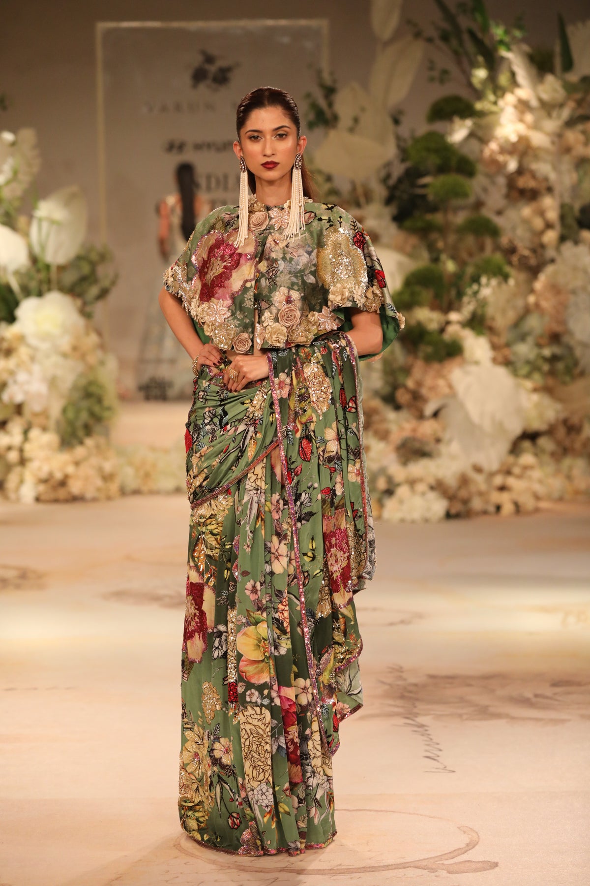 Green Printed Saree Set and Capelet