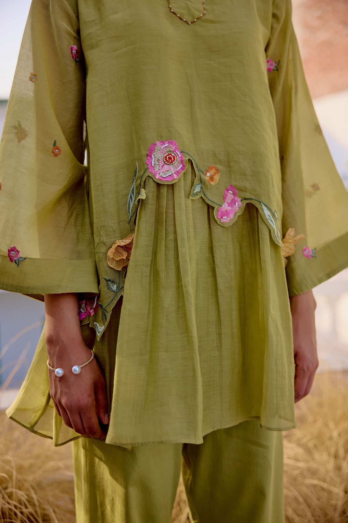 Green Petal Path Cord Set