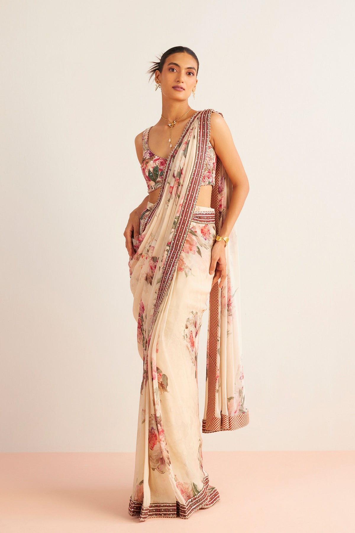 Off-white Naysa Pre-draped Saree