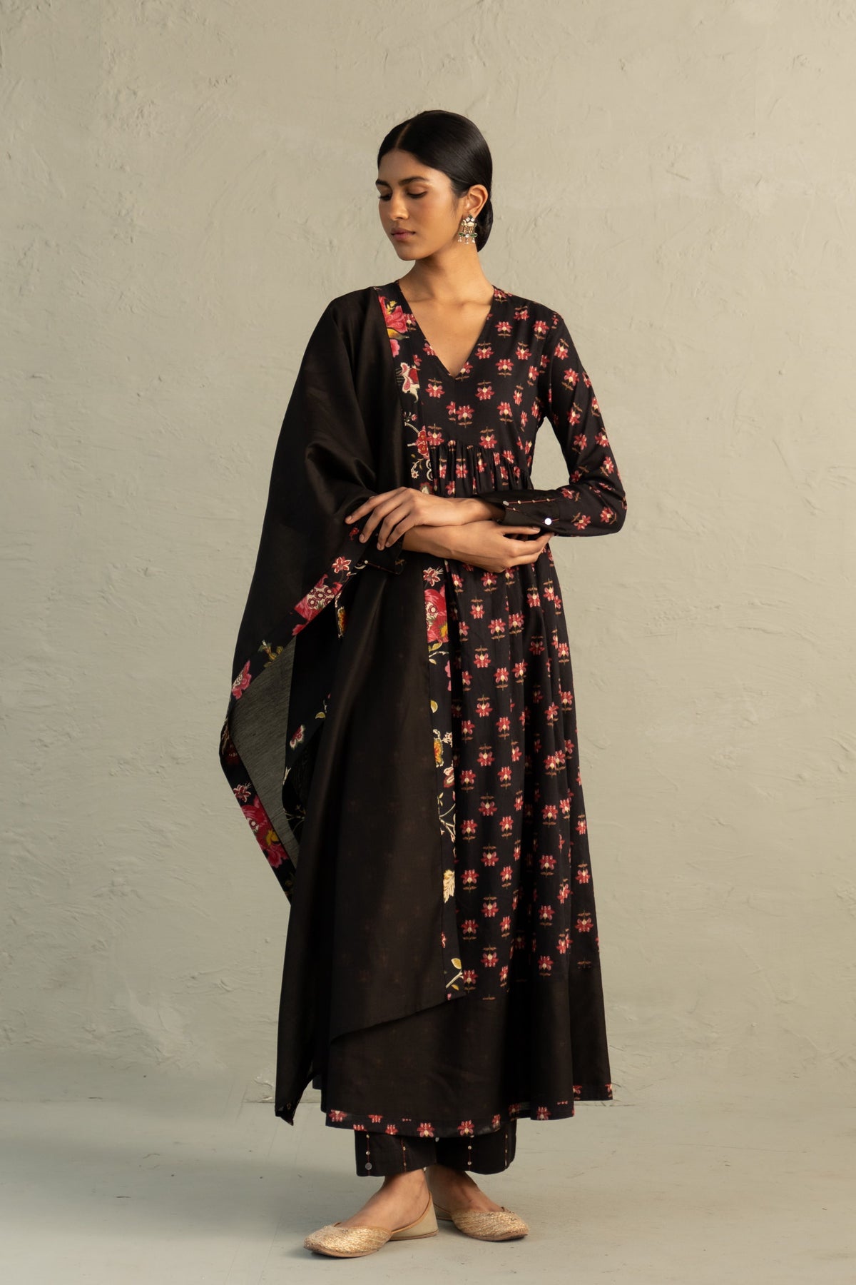 Black Anarkali Set